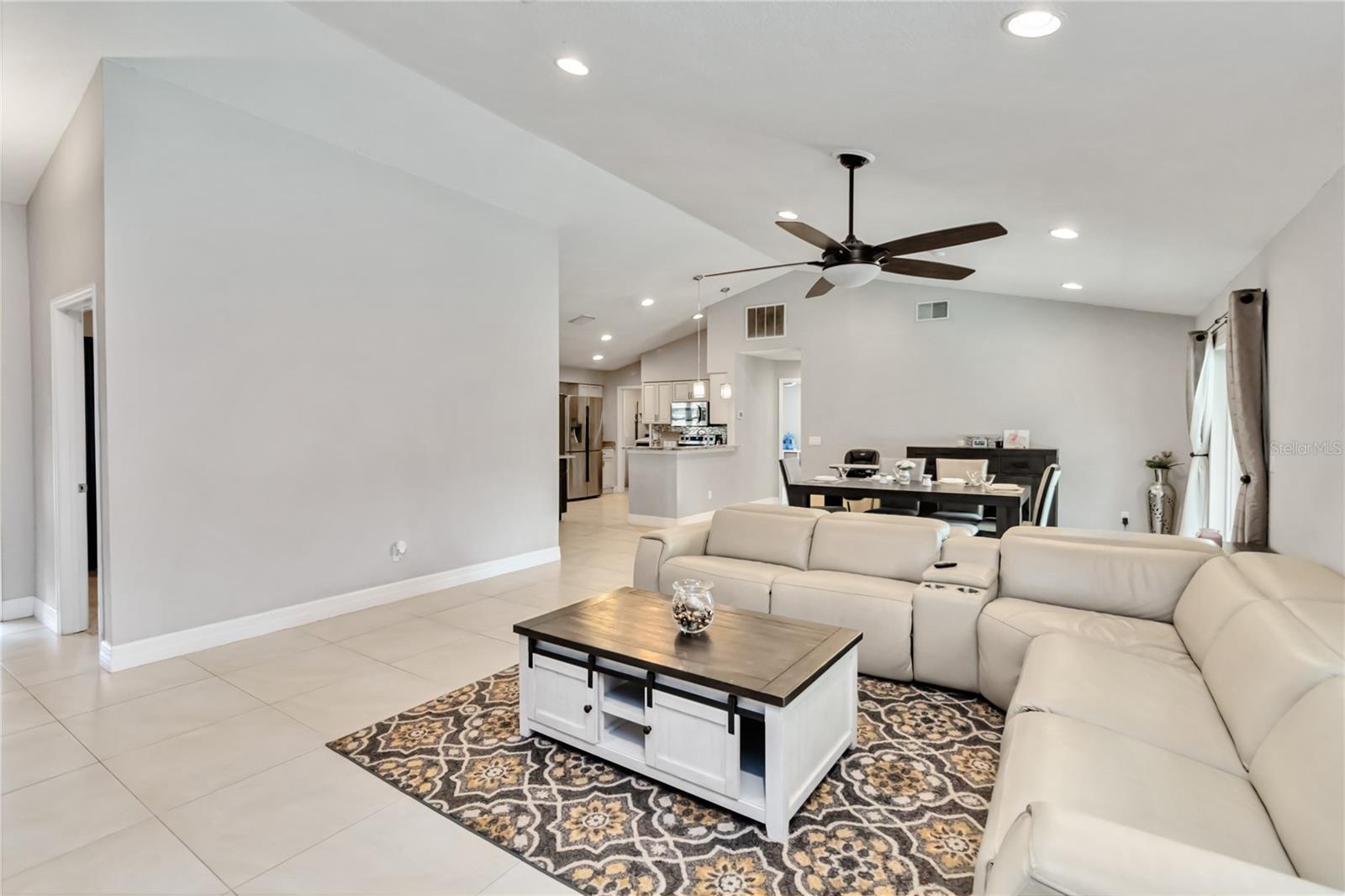 Image 7 of 37 For 9338 Palm Tree Drive
