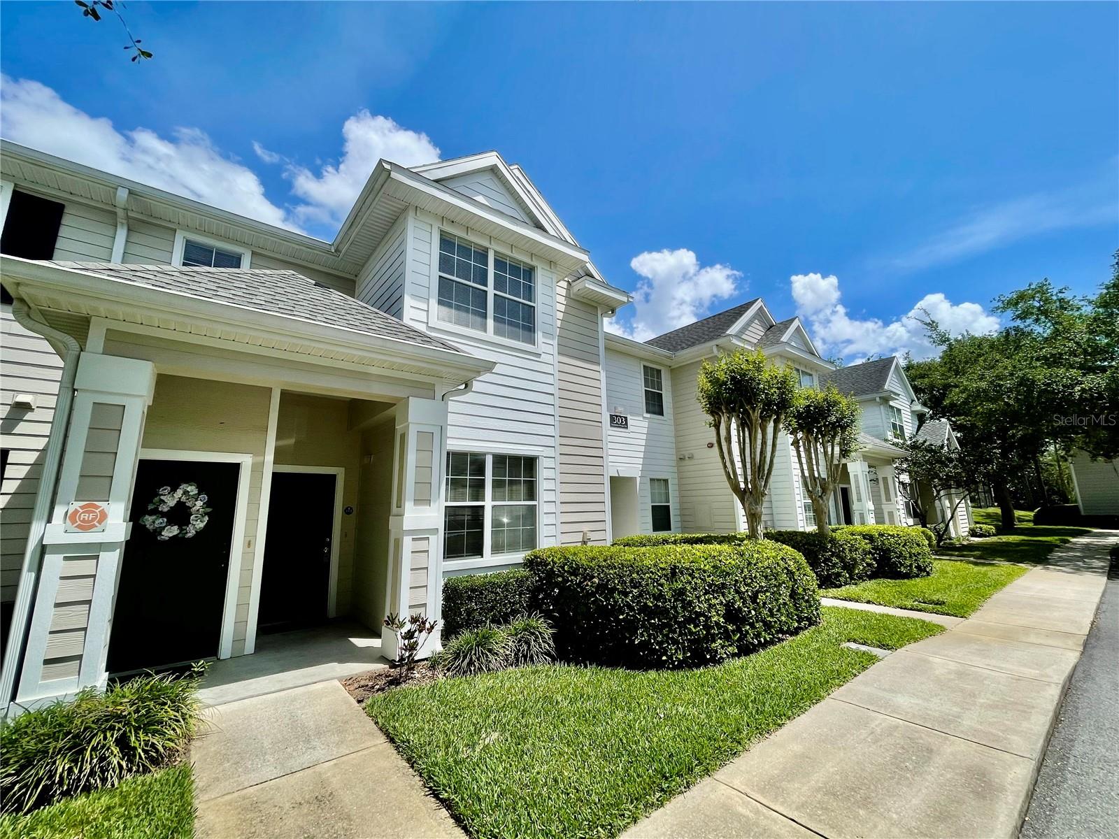 Image 10 of 10 For 303 Southern Pecan Circle 102