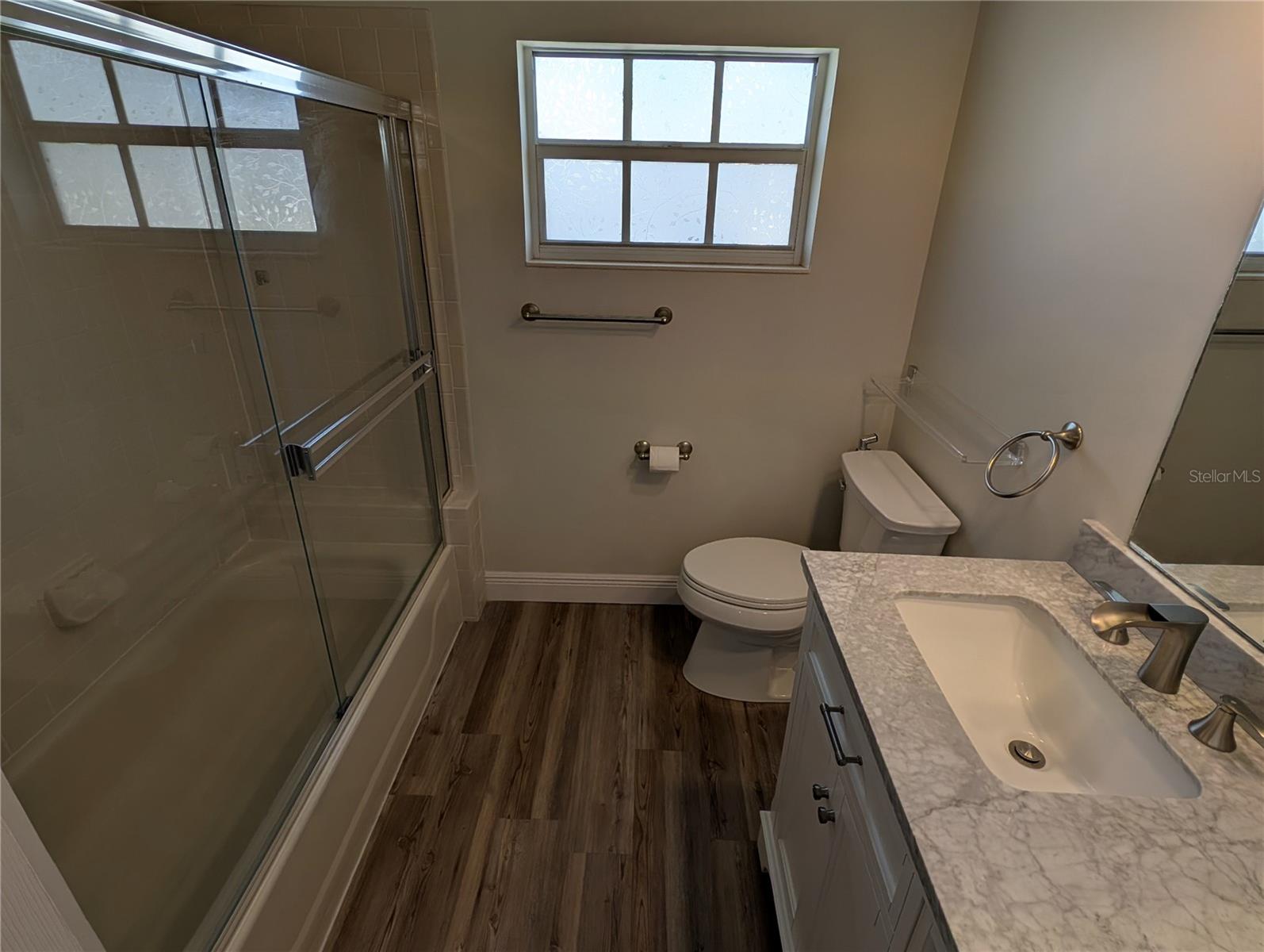 Image 33 of 42 For 38 Avalon Terrace