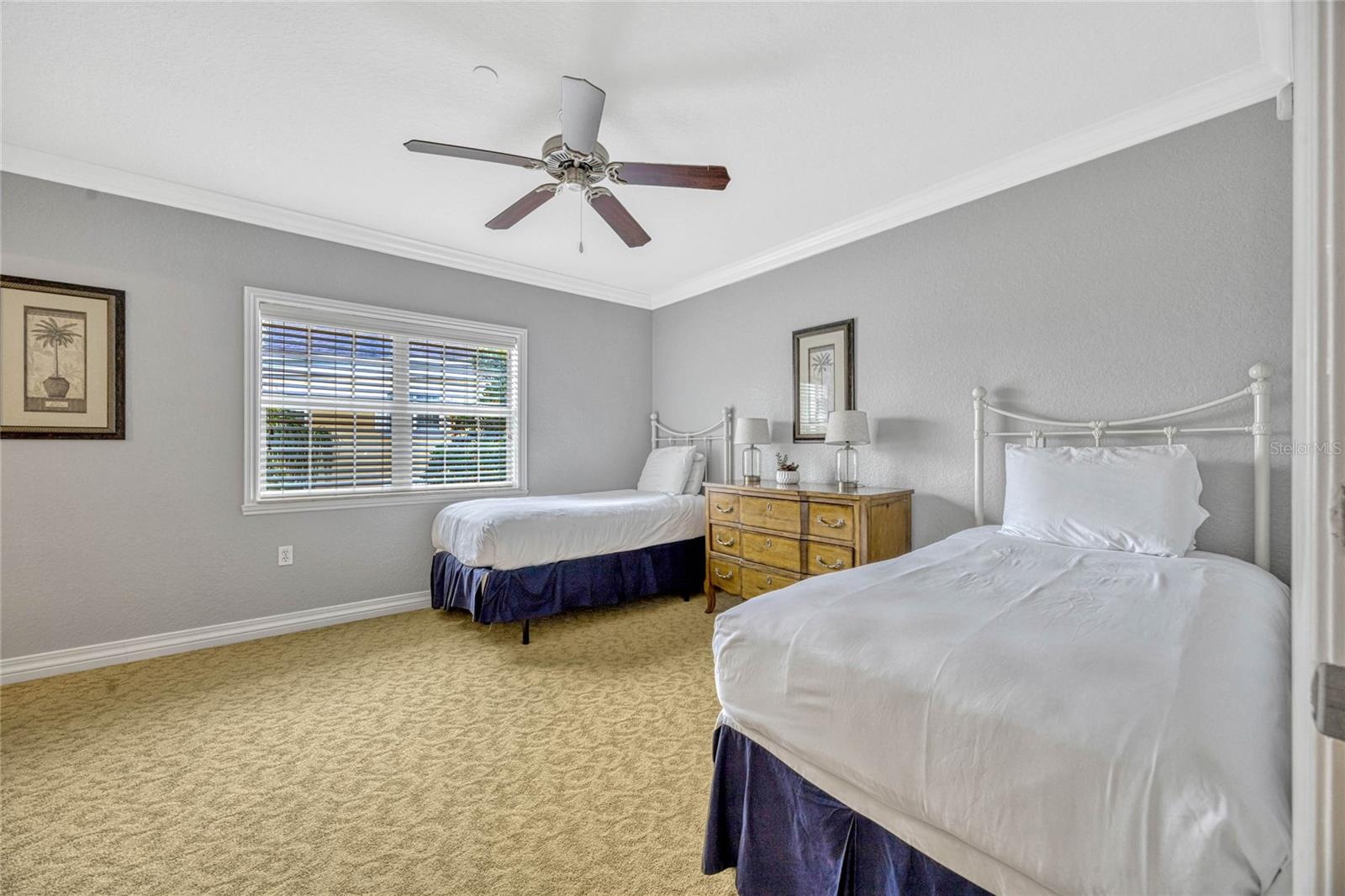 Image 32 of 63 For 7652 Whisper Way 301