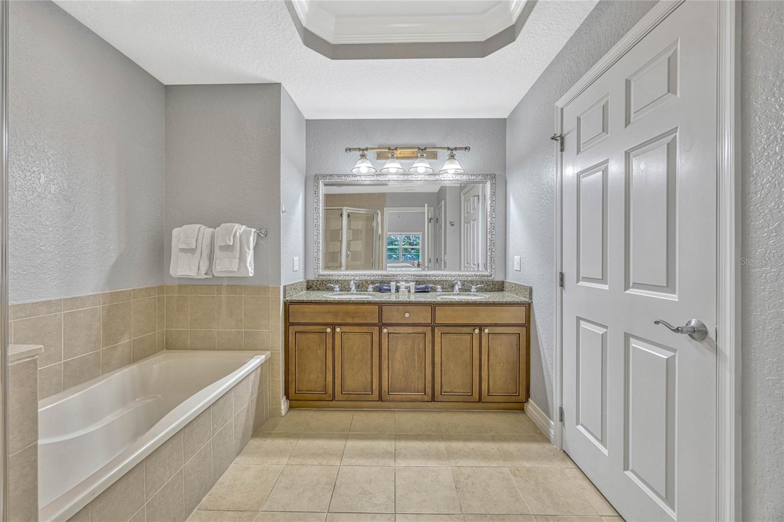 Image 35 of 63 For 7652 Whisper Way 301