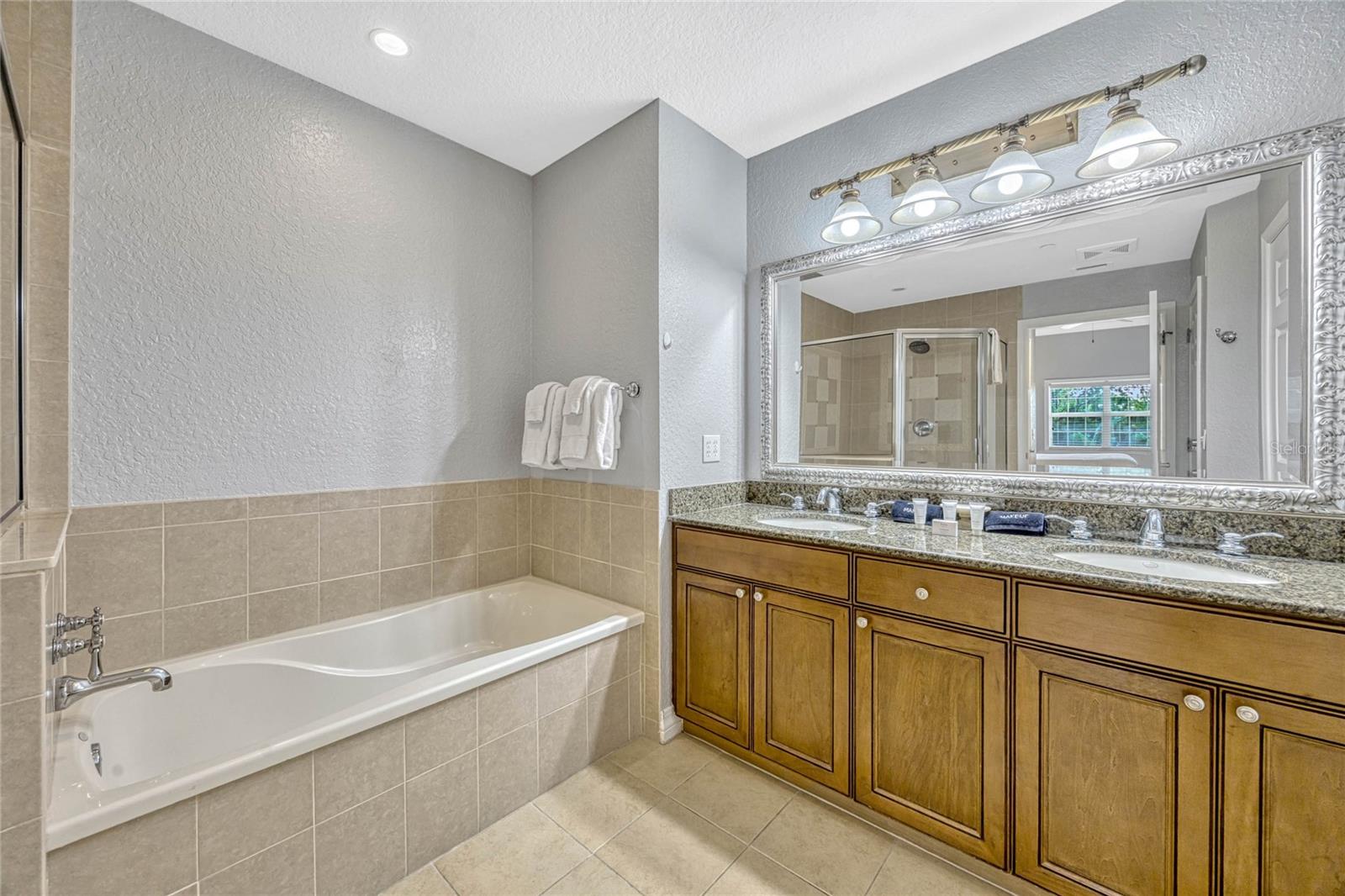 Image 36 of 63 For 7652 Whisper Way 301
