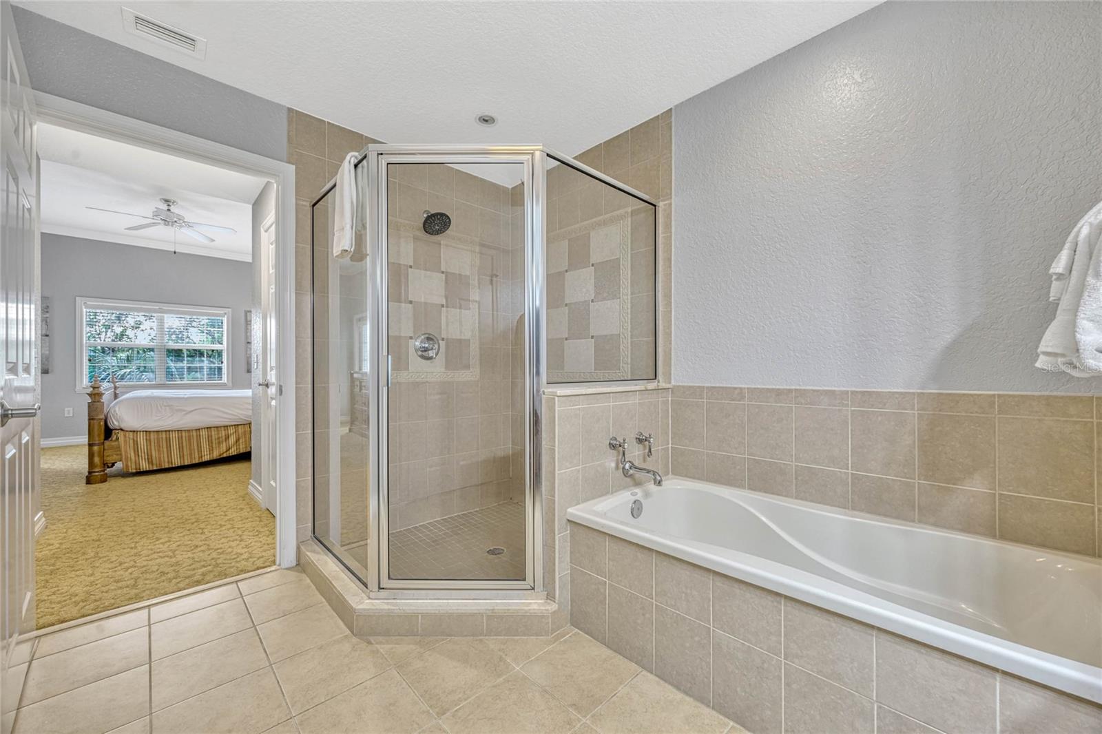 Image 37 of 63 For 7652 Whisper Way 301