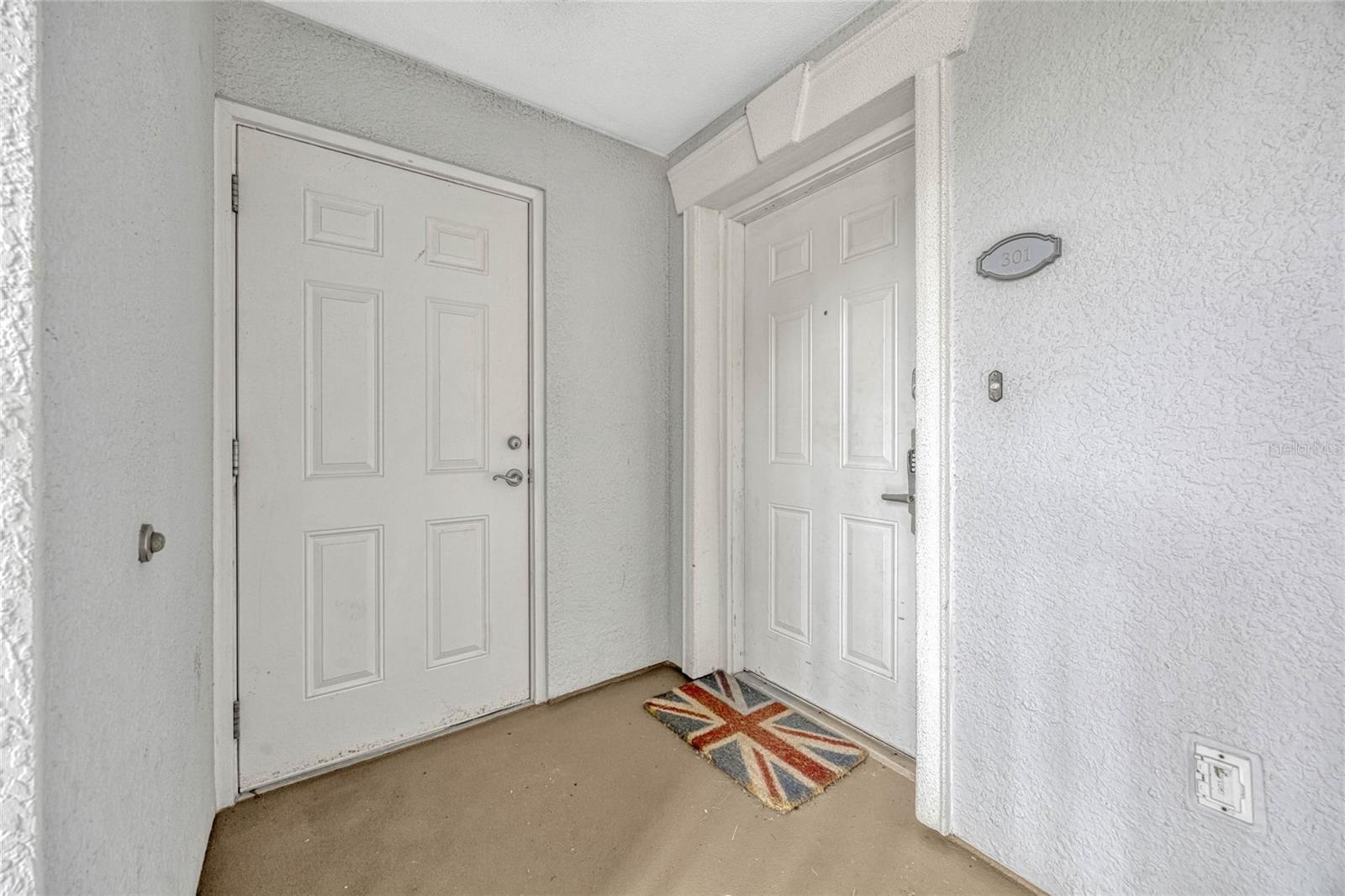 Image 4 of 63 For 7652 Whisper Way 301