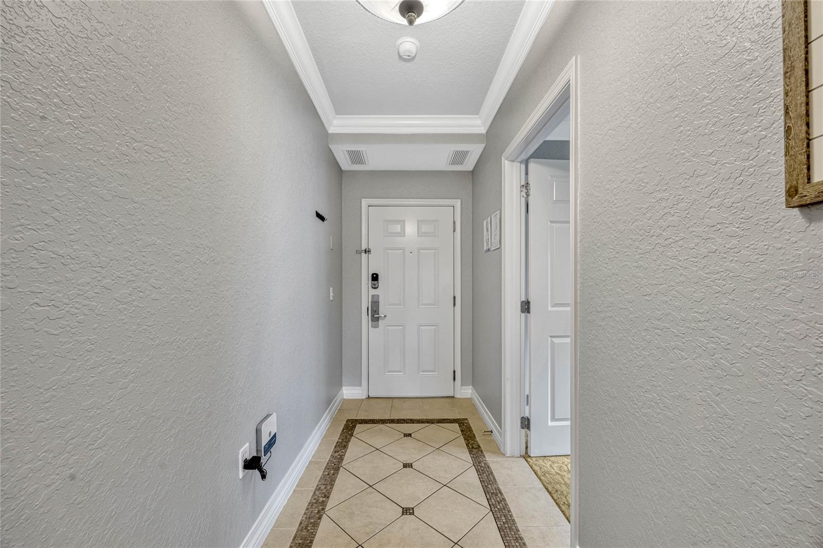 Image 5 of 63 For 7652 Whisper Way 301