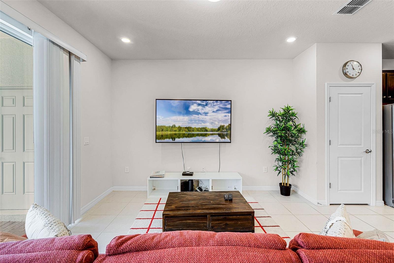 Image 15 of 53 For 301 Jetty Way