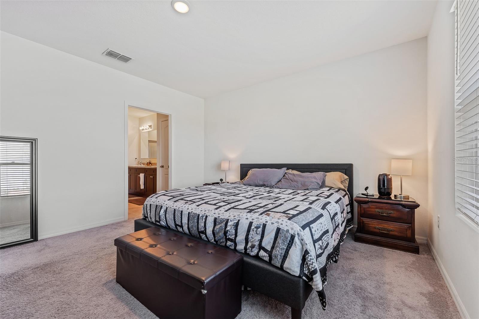 Image 17 of 44 For 2907 Sime Street