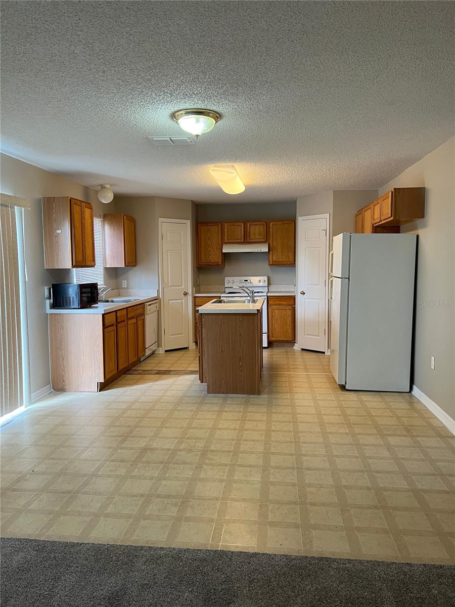 Image 7 of 14 For 1761 Pompano Drive