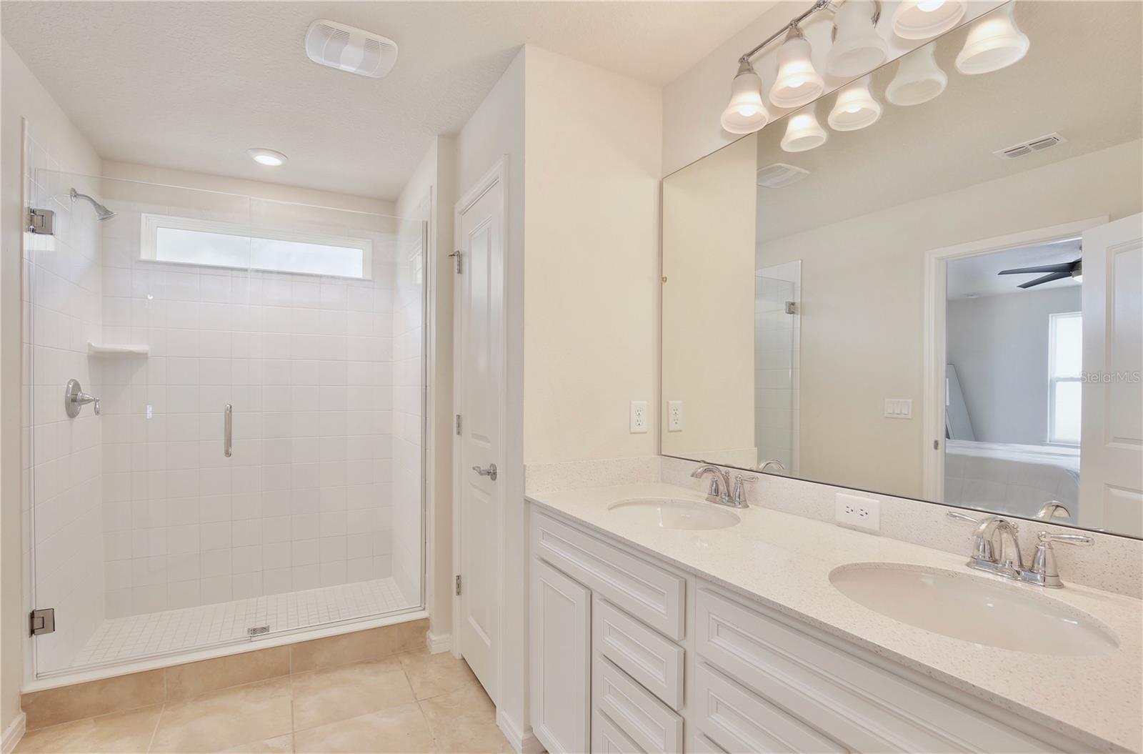 Image 17 of 24 For 14374 Lanikai Beach Dr,