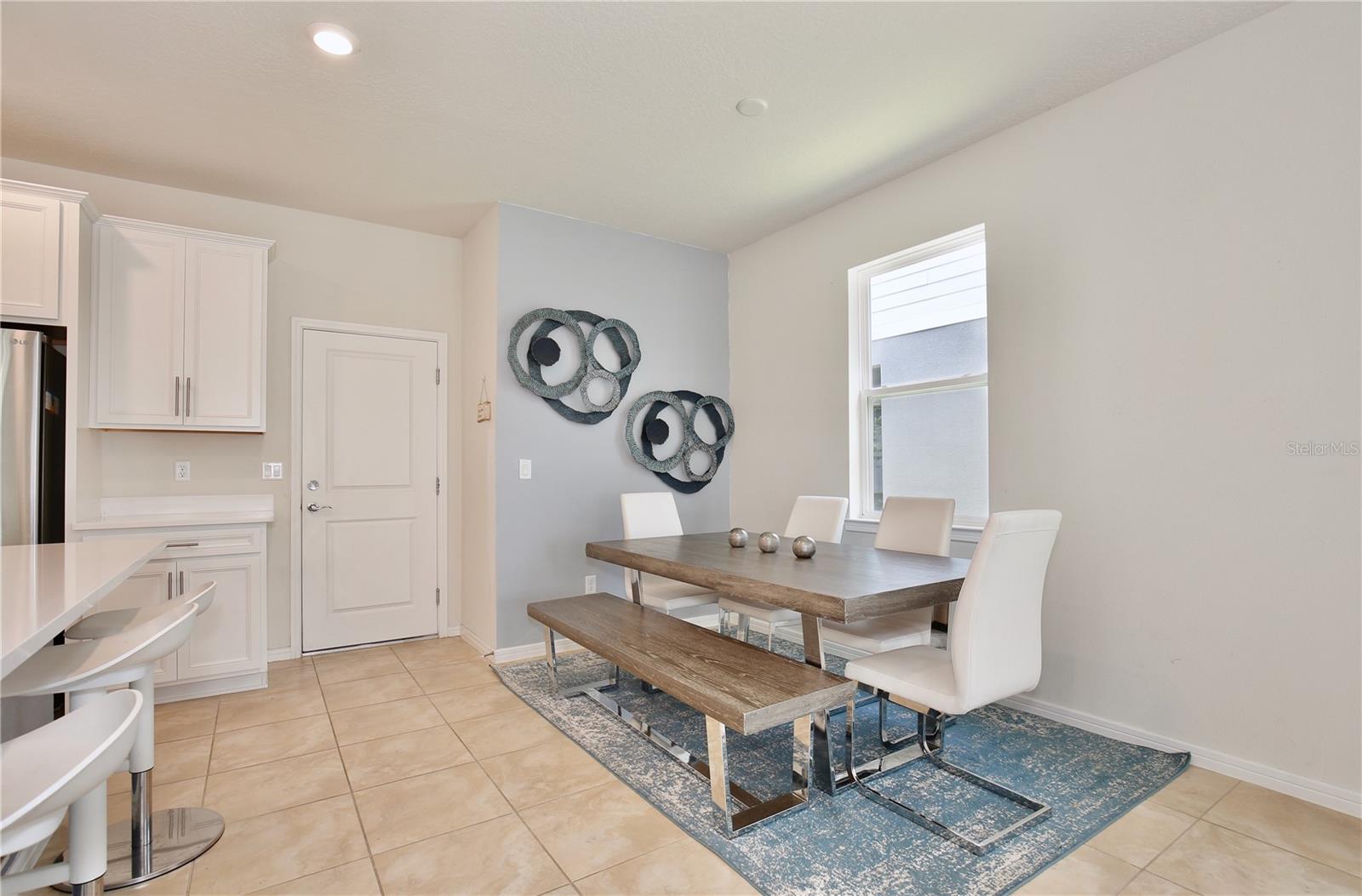 Image 9 of 24 For 14374 Lanikai Beach Dr,