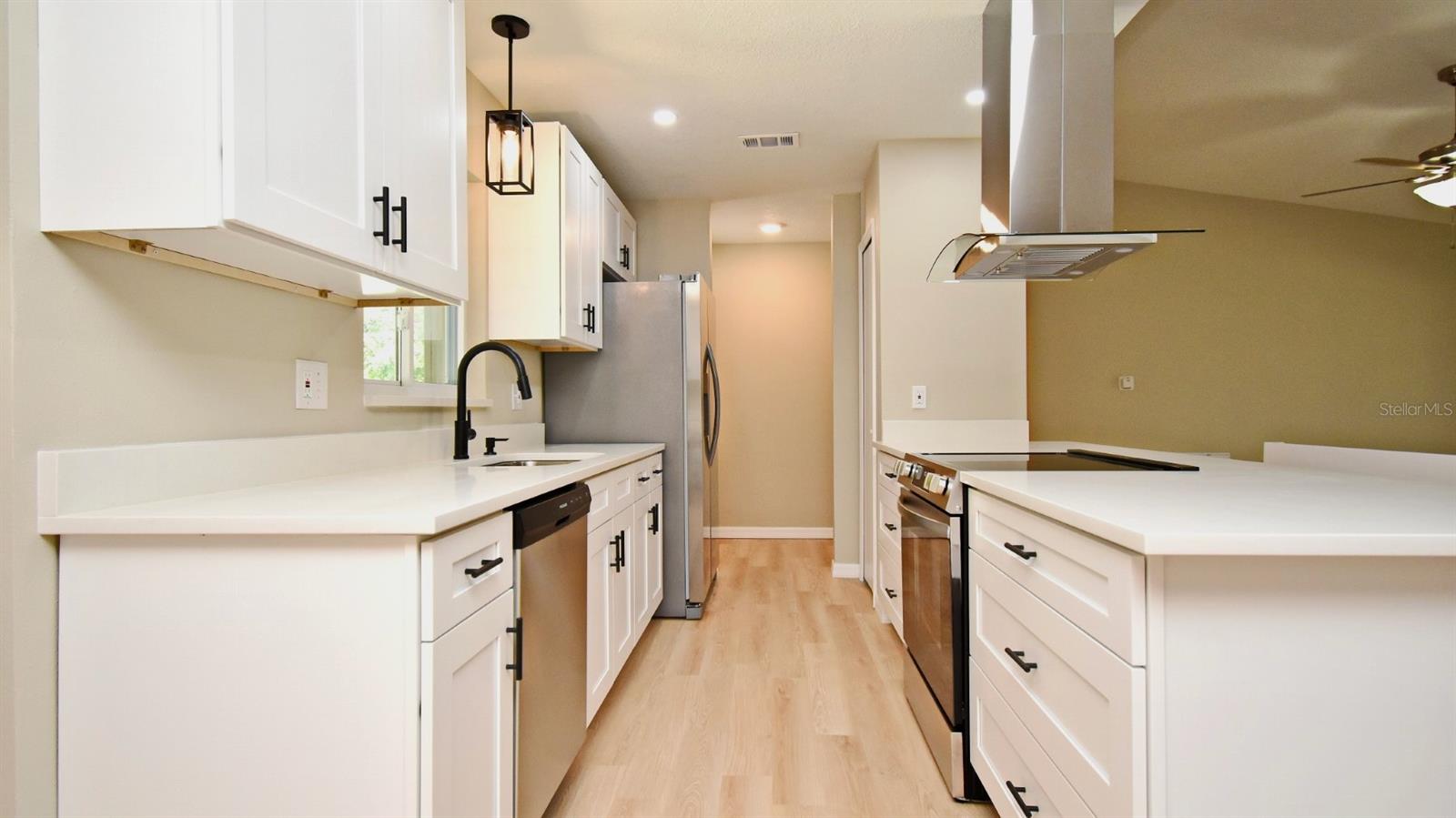 Image 10 of 32 For 1025 Winter Springs Boulevard