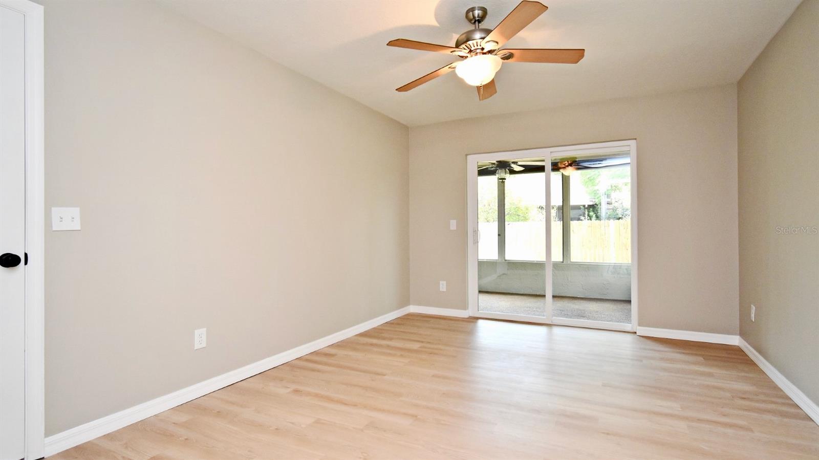Image 14 of 32 For 1025 Winter Springs Boulevard