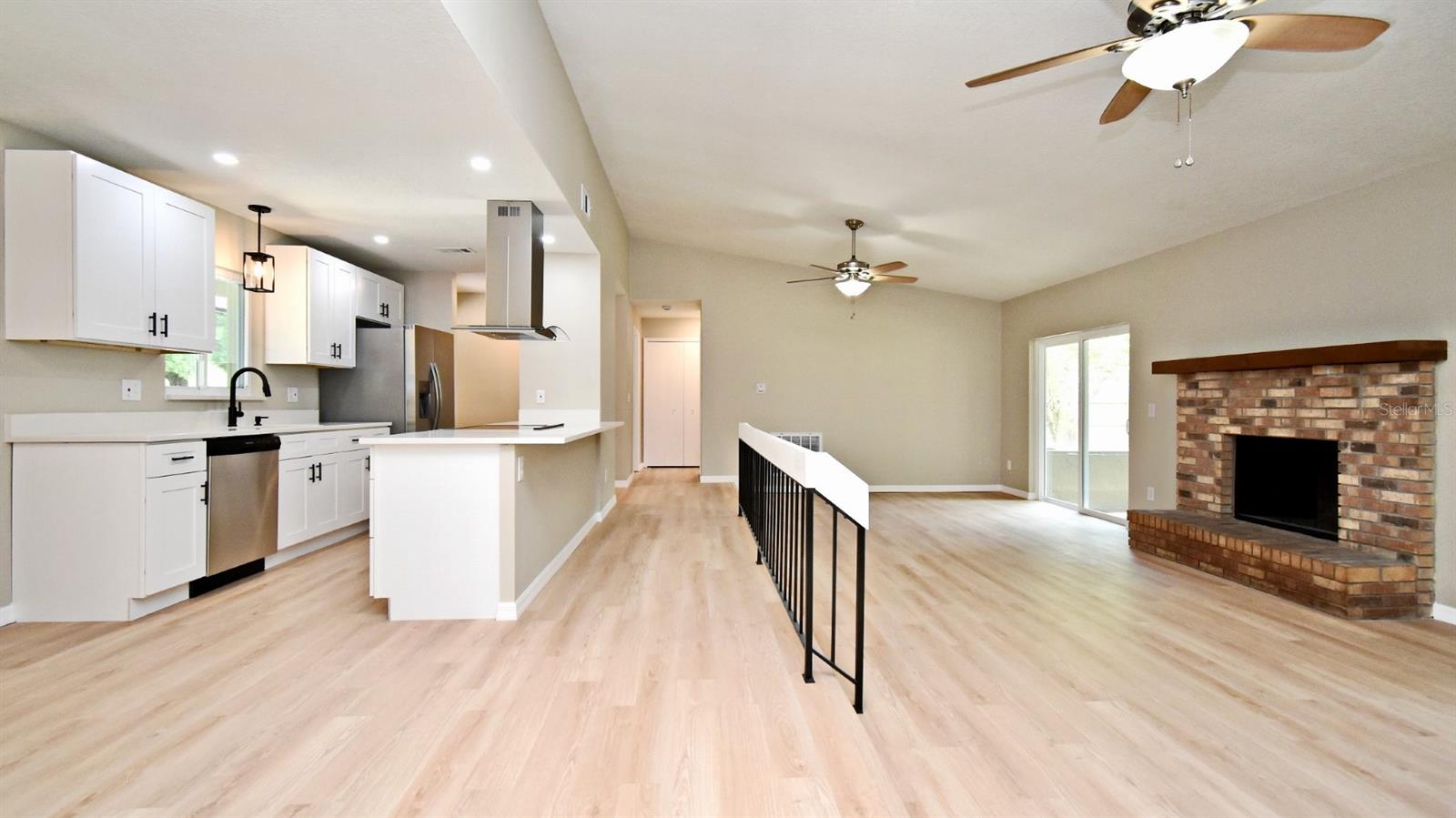 Image 9 of 32 For 1025 Winter Springs Boulevard