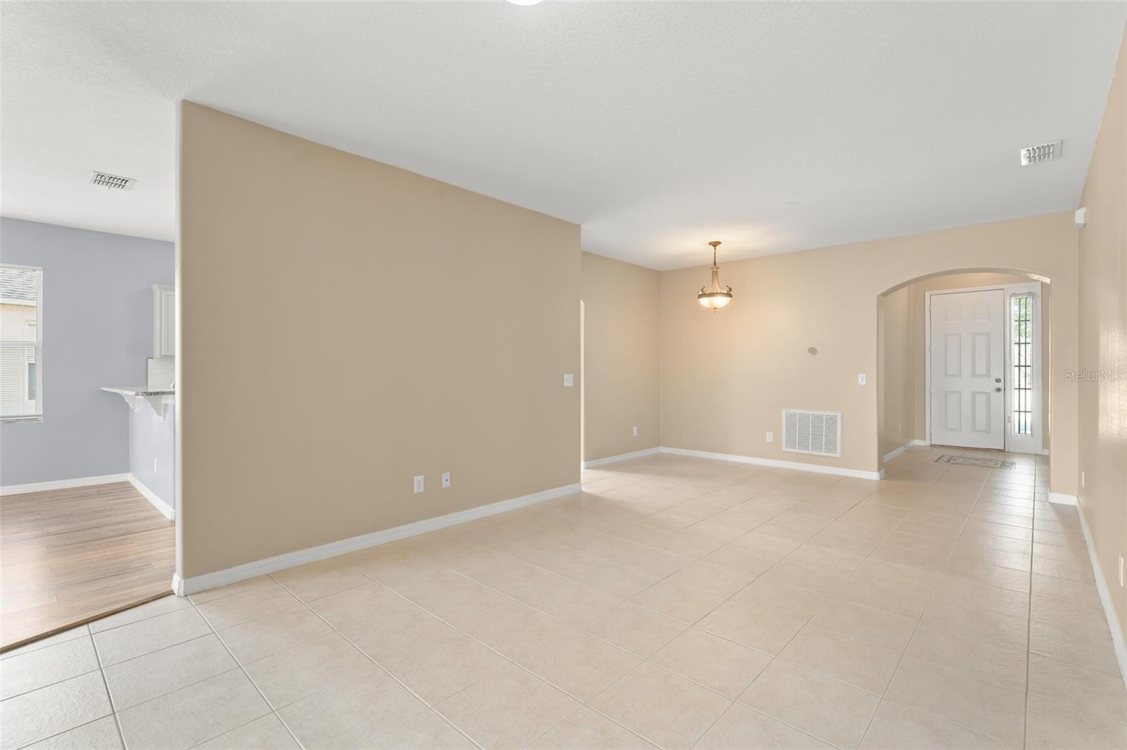 Image 15 of 36 For 558 Knollwood Drive