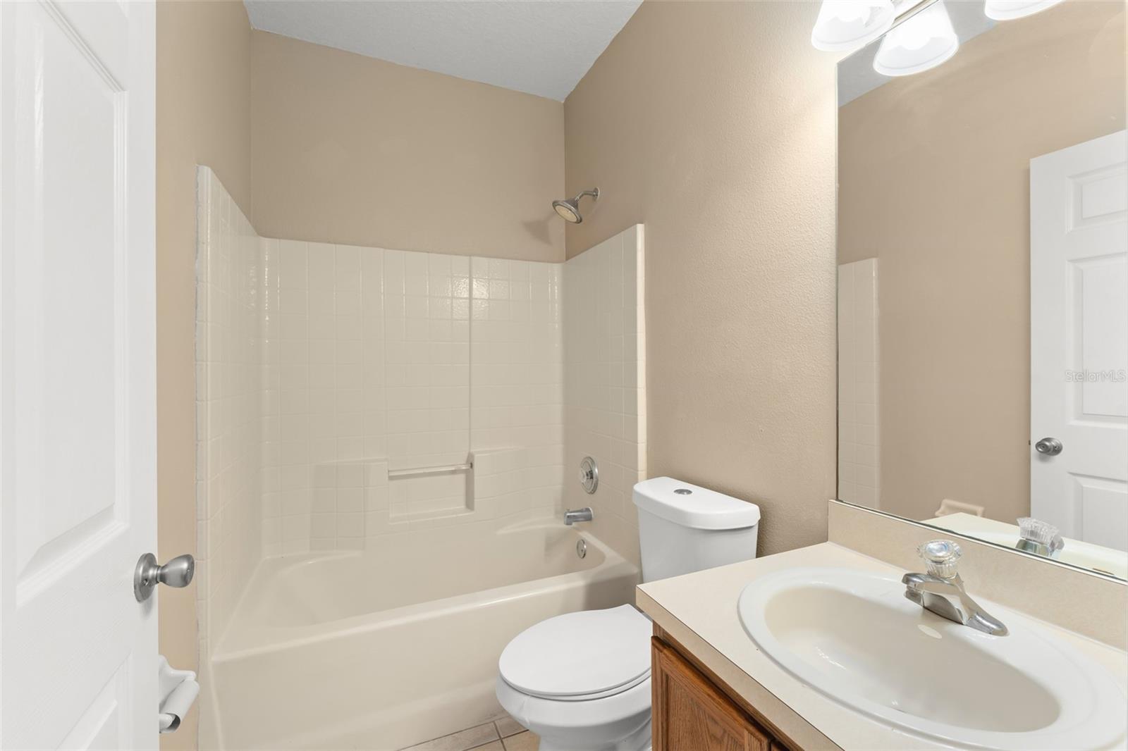 Image 6 of 36 For 558 Knollwood Drive