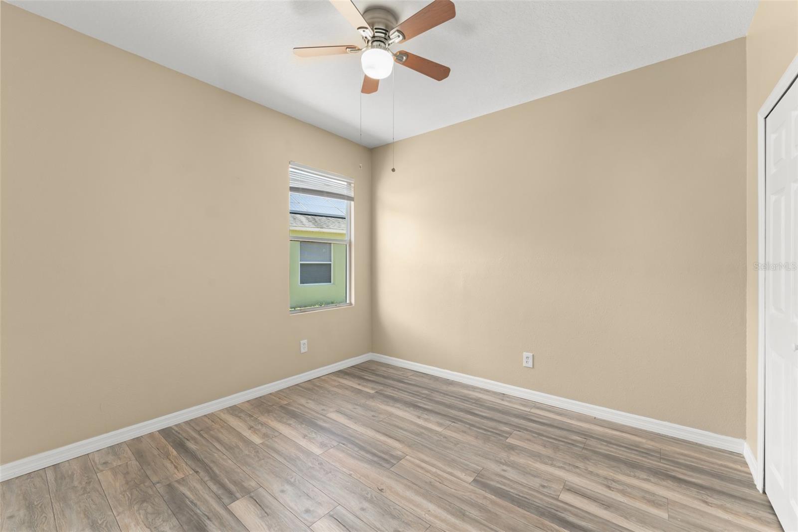 Image 7 of 36 For 558 Knollwood Drive