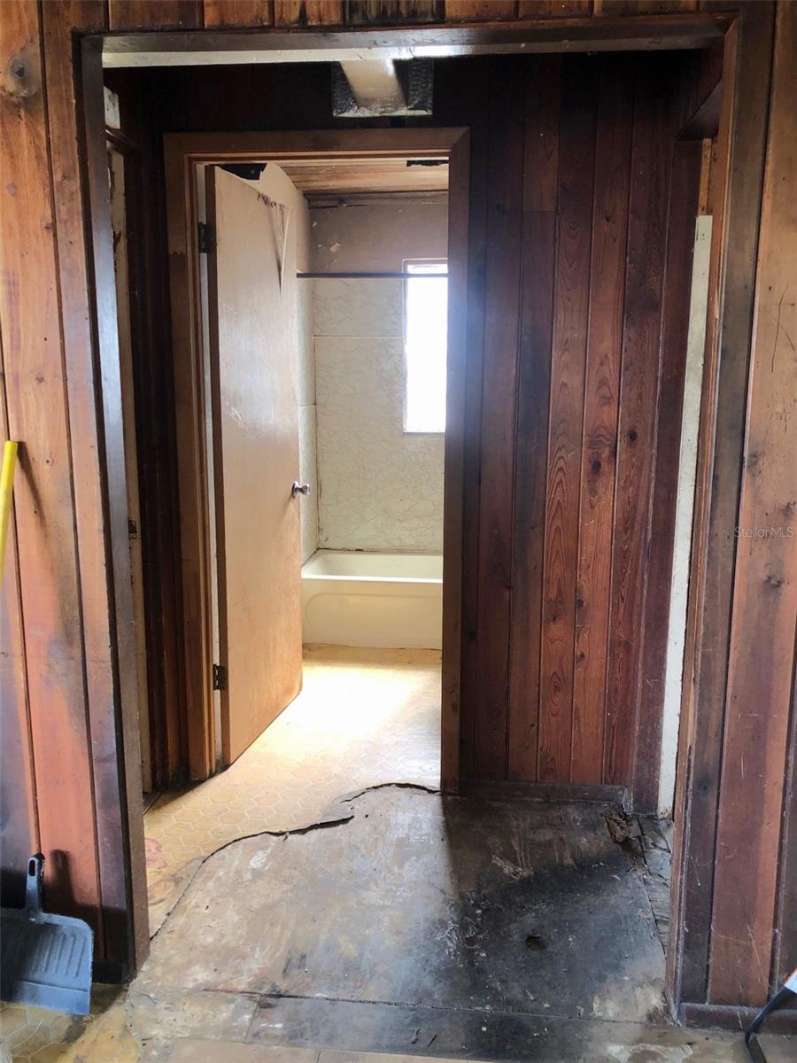 Image 9 of 21 For 407 25th Street