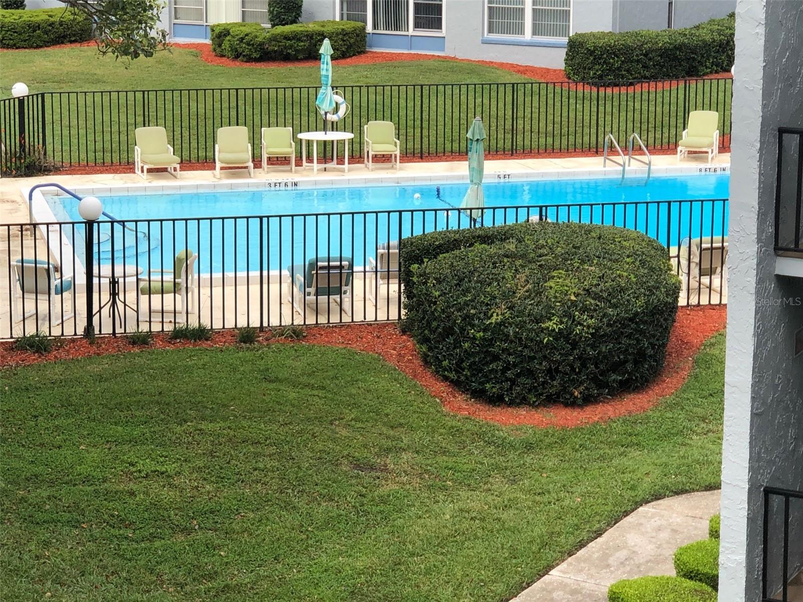 Image 4 of 10 For 333 Lake Howard Drive Nw 302b