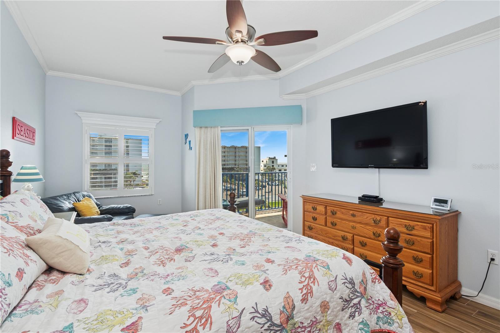 Image 26 of 45 For 5300 Atlantic Avenue 2-505