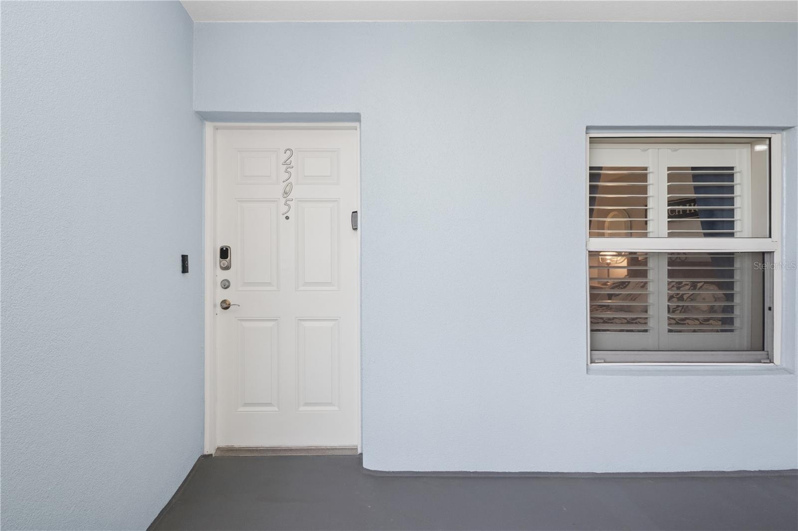 Image 6 of 45 For 5300 Atlantic Avenue 2-505