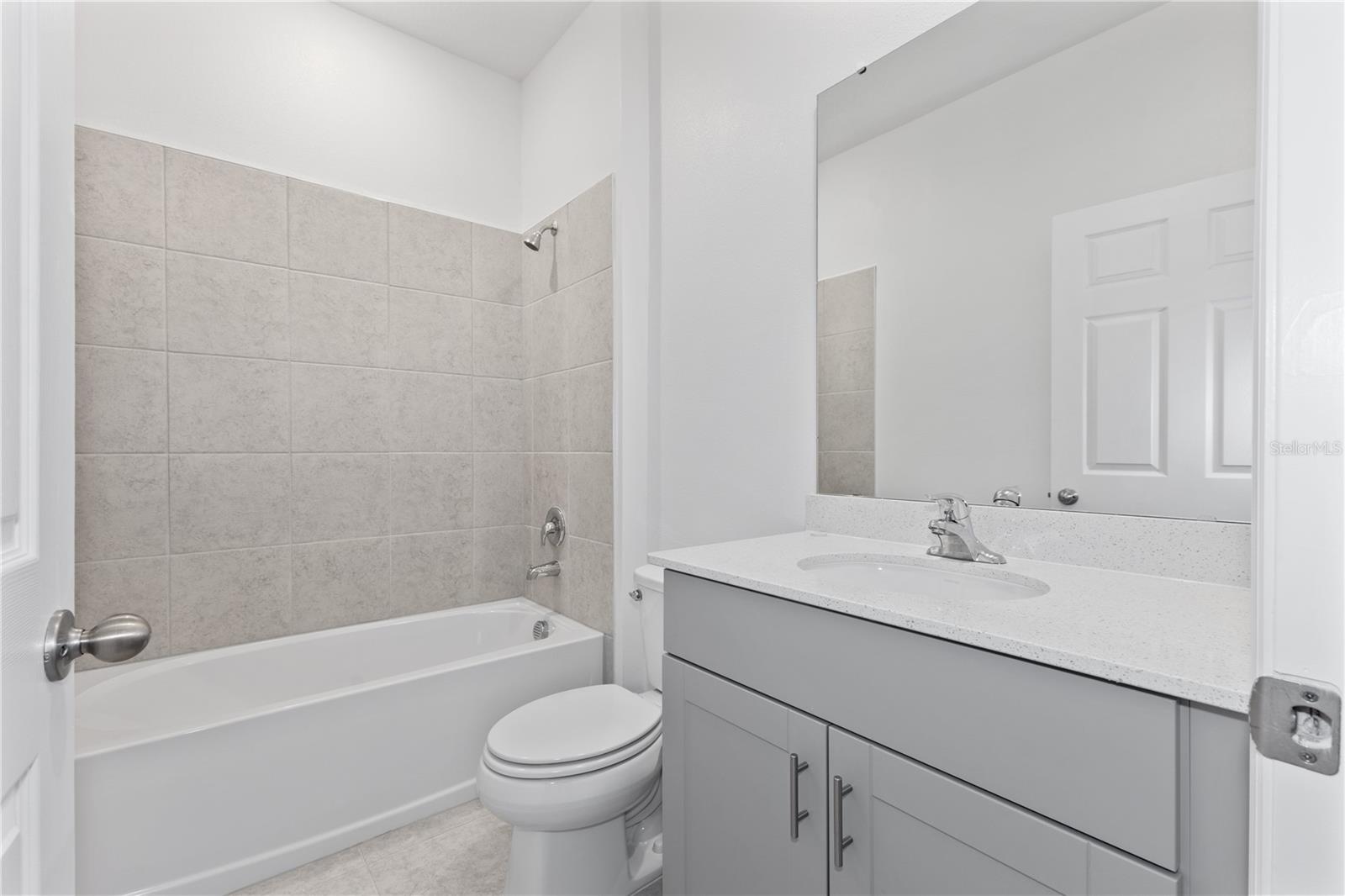 Image 13 of 15 For 503 Silver Palm Drive