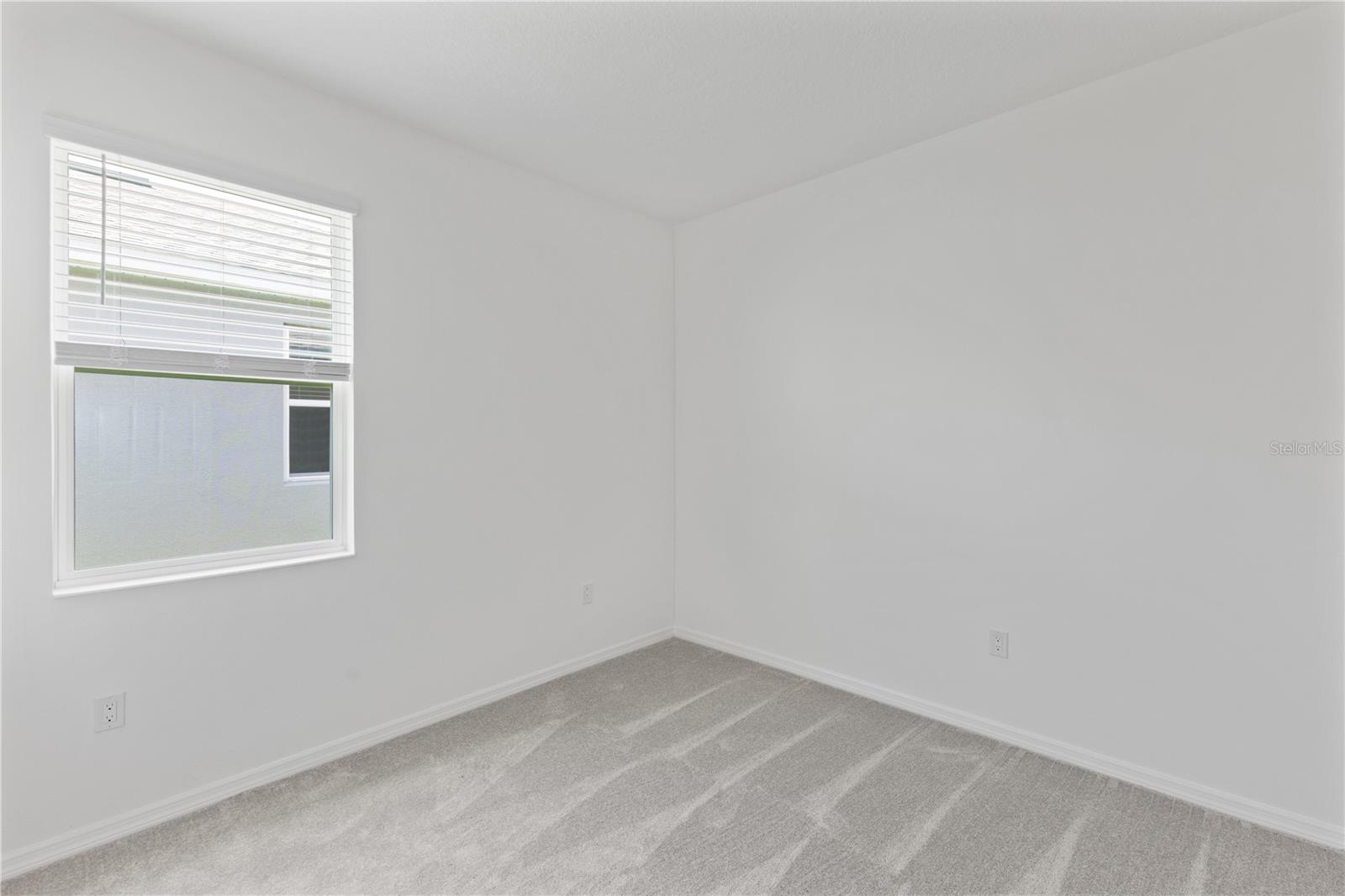 Image 14 of 15 For 503 Silver Palm Drive