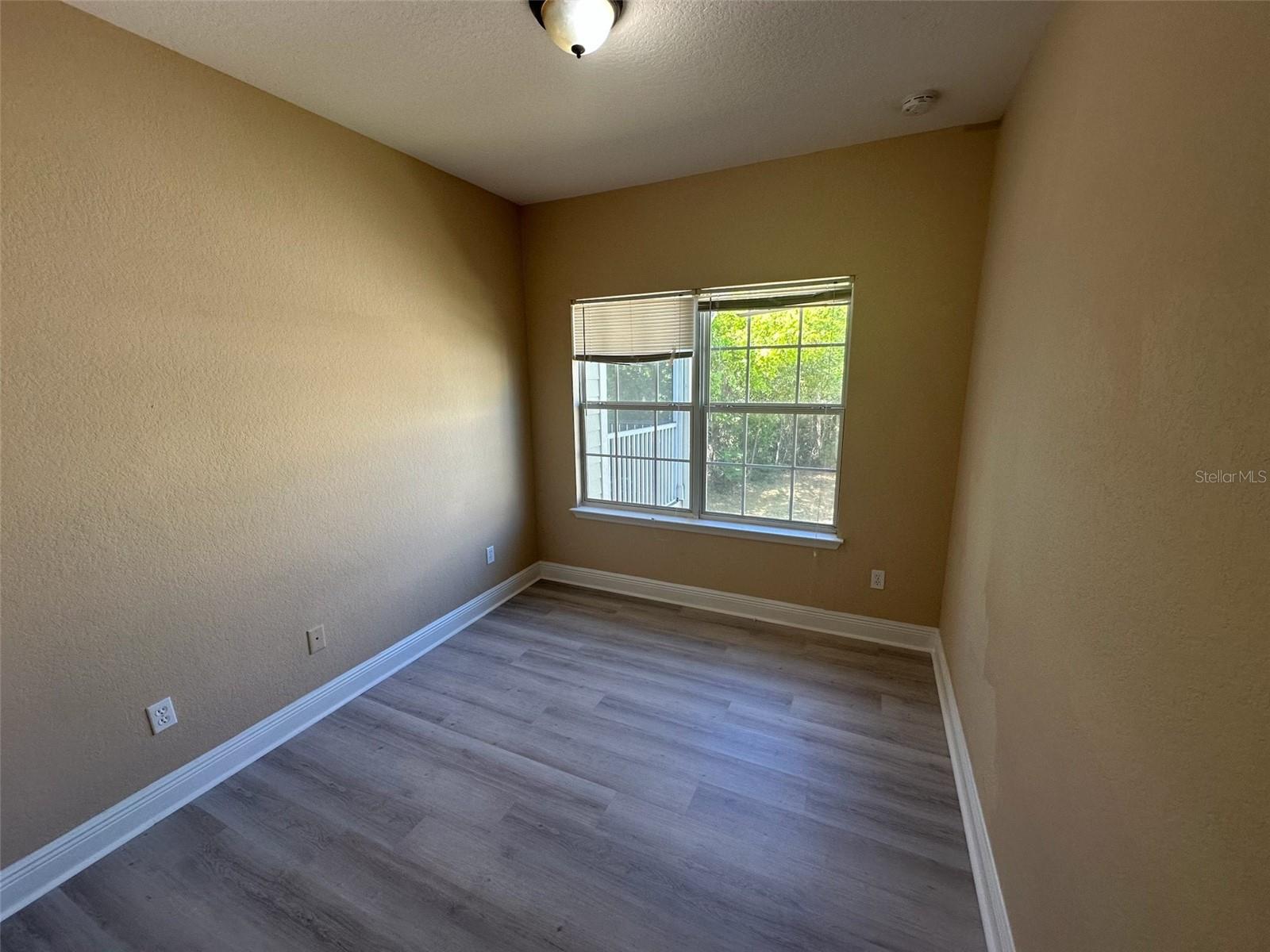 Image 10 of 19 For 3719 Lake Orlando Parkway 8