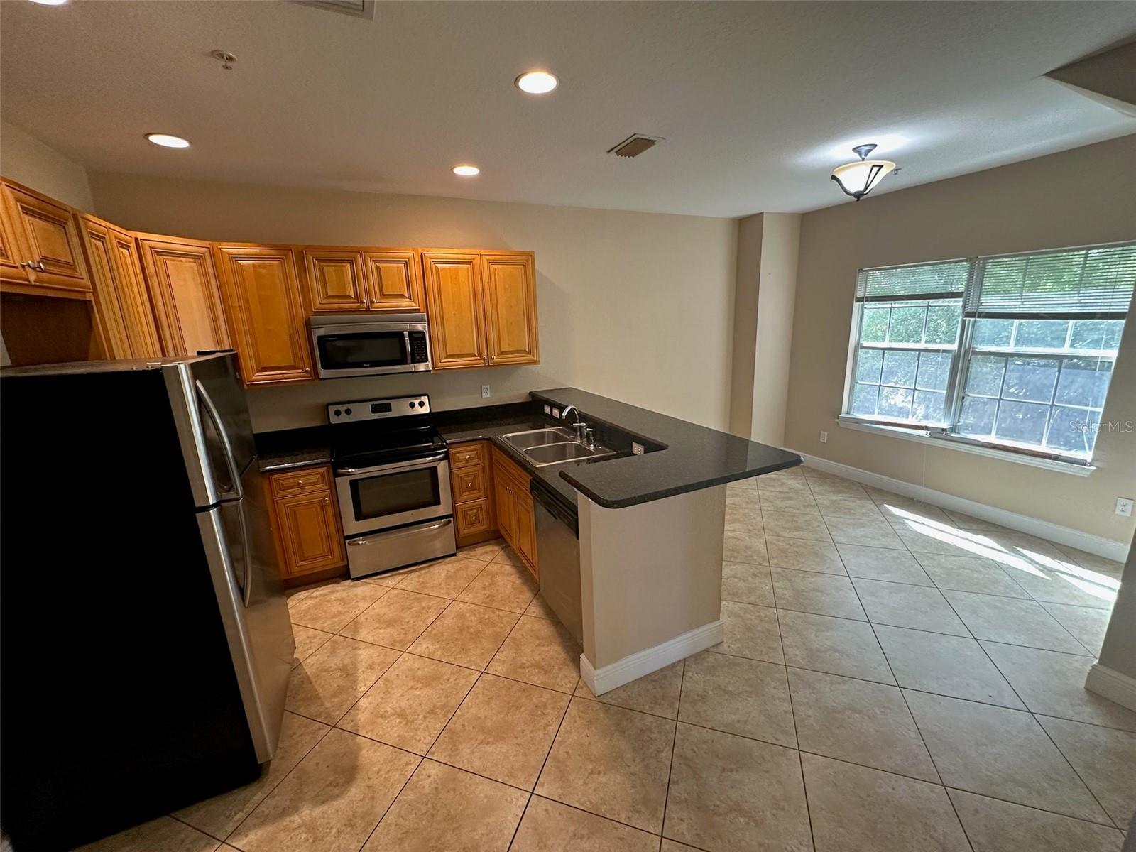 Image 4 of 19 For 3719 Lake Orlando Parkway 8