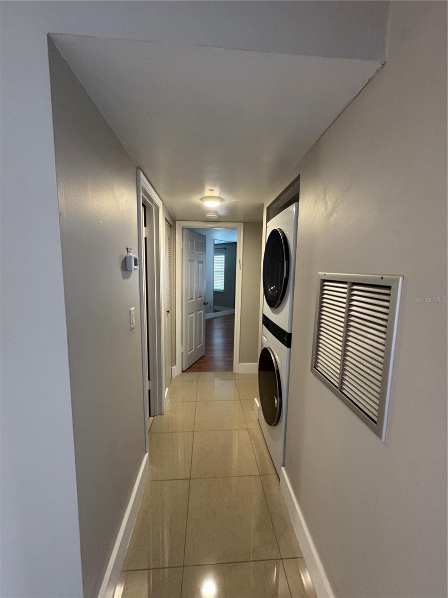 Image 13 of 24 For 3992 Atrium Drive L5
