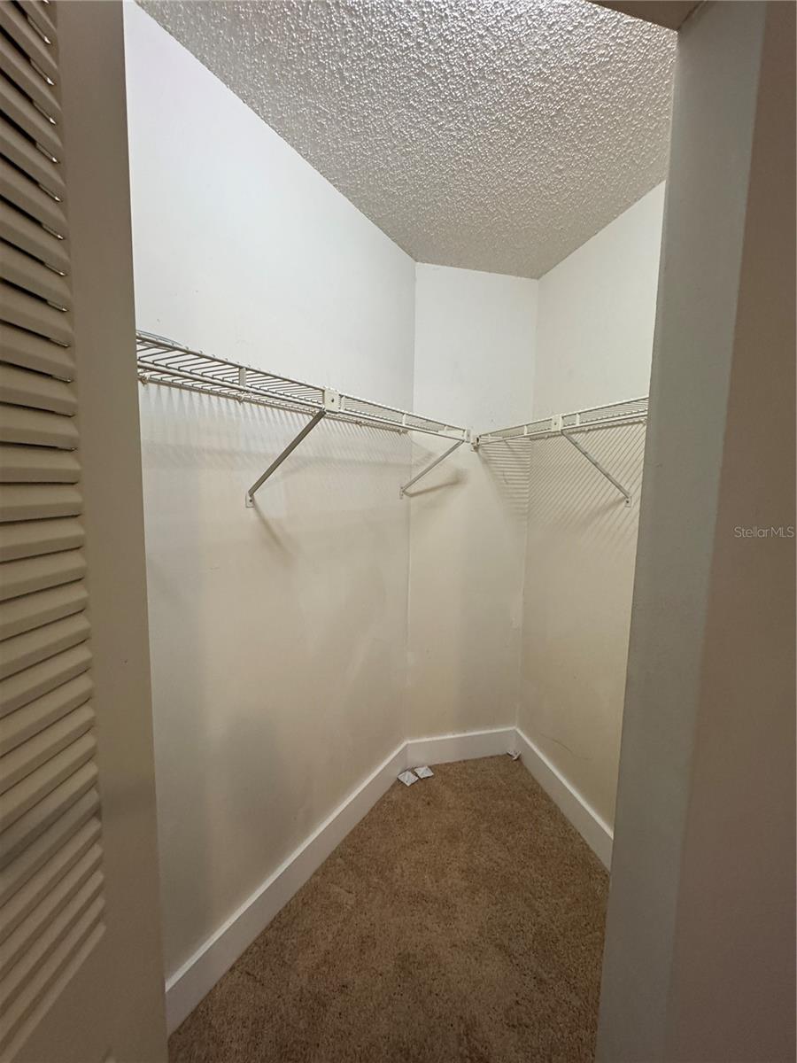 Image 20 of 24 For 3992 Atrium Drive L5