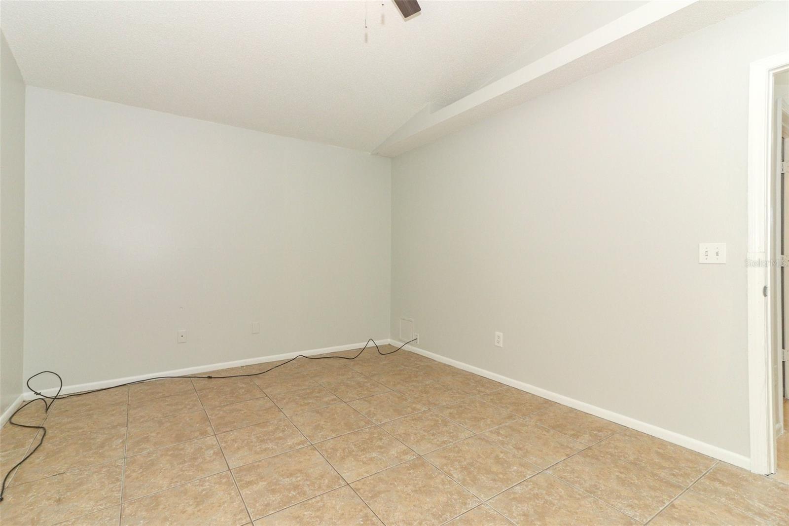 Image 12 of 38 For 1040 Hamlet Drive