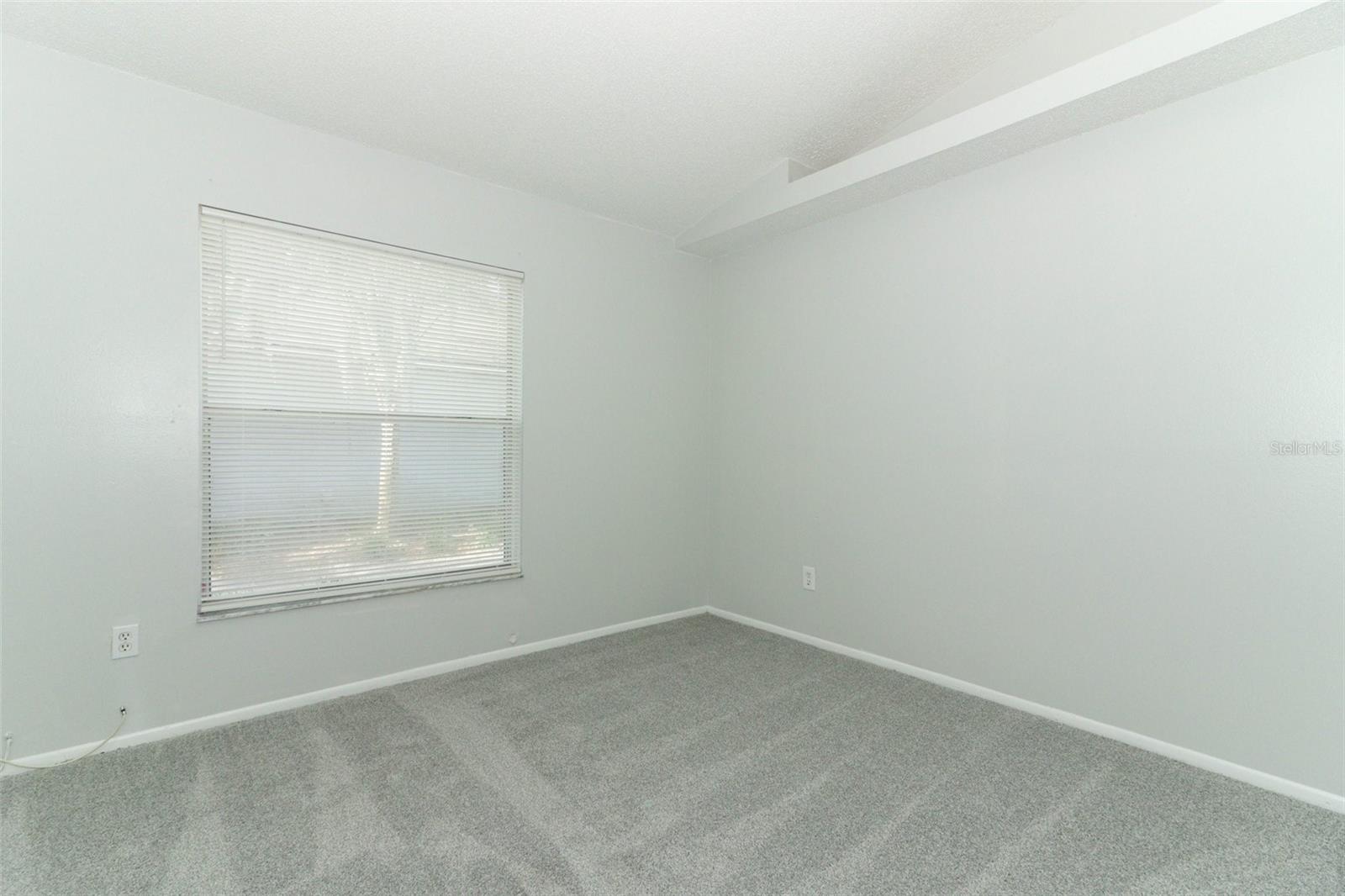 Image 24 of 38 For 1040 Hamlet Drive