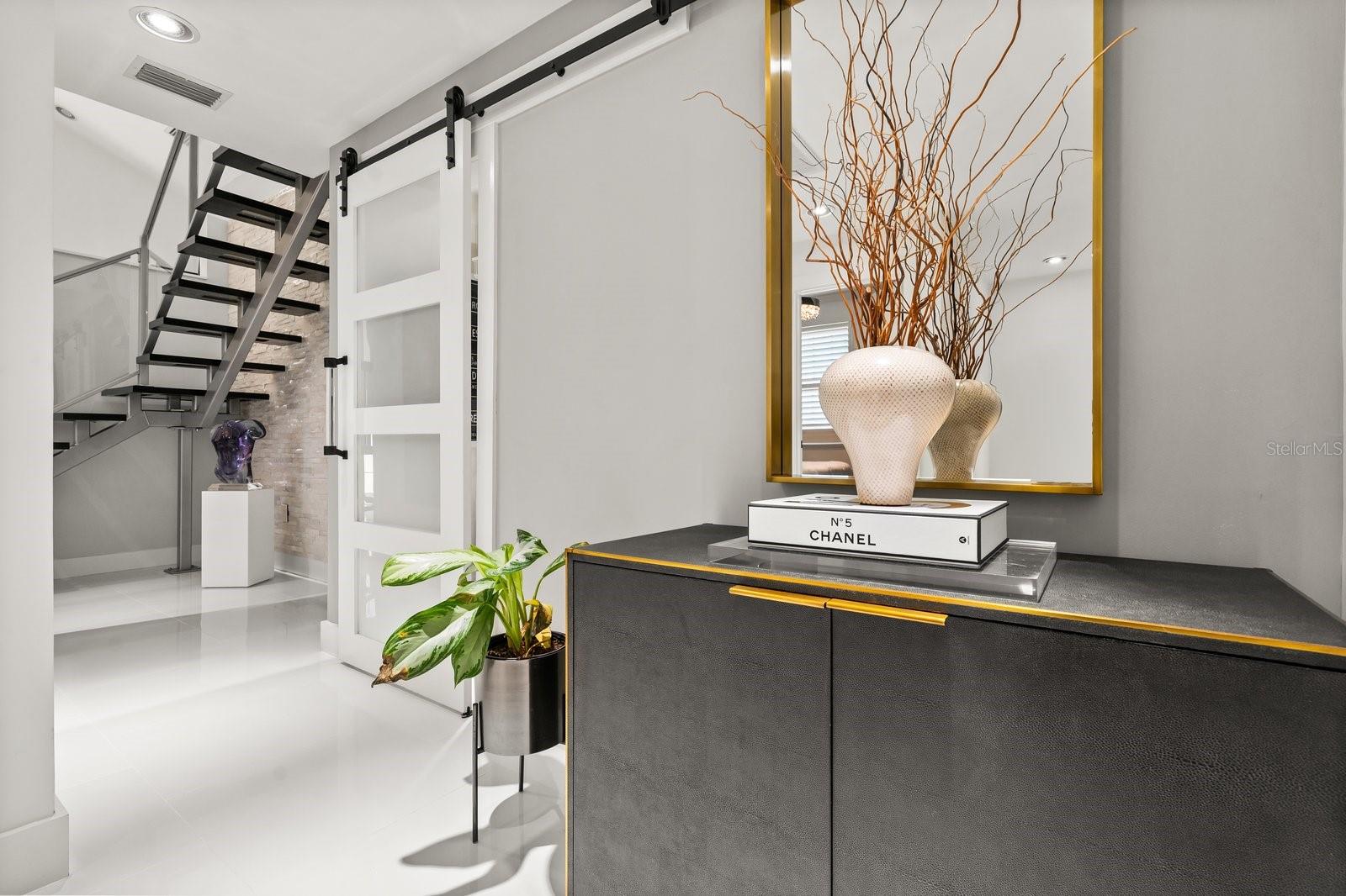 Image 12 of 41 For 13429 Fountainbleau Drive 13429