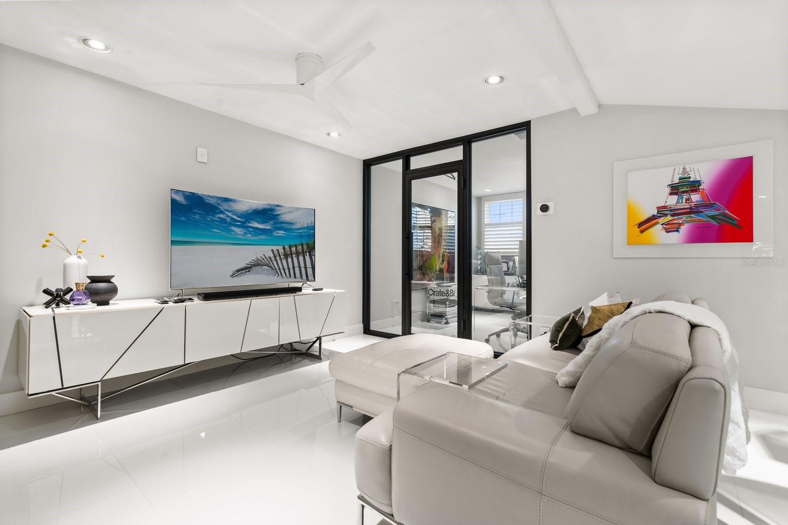 Image 24 of 41 For 13429 Fountainbleau Drive 13429