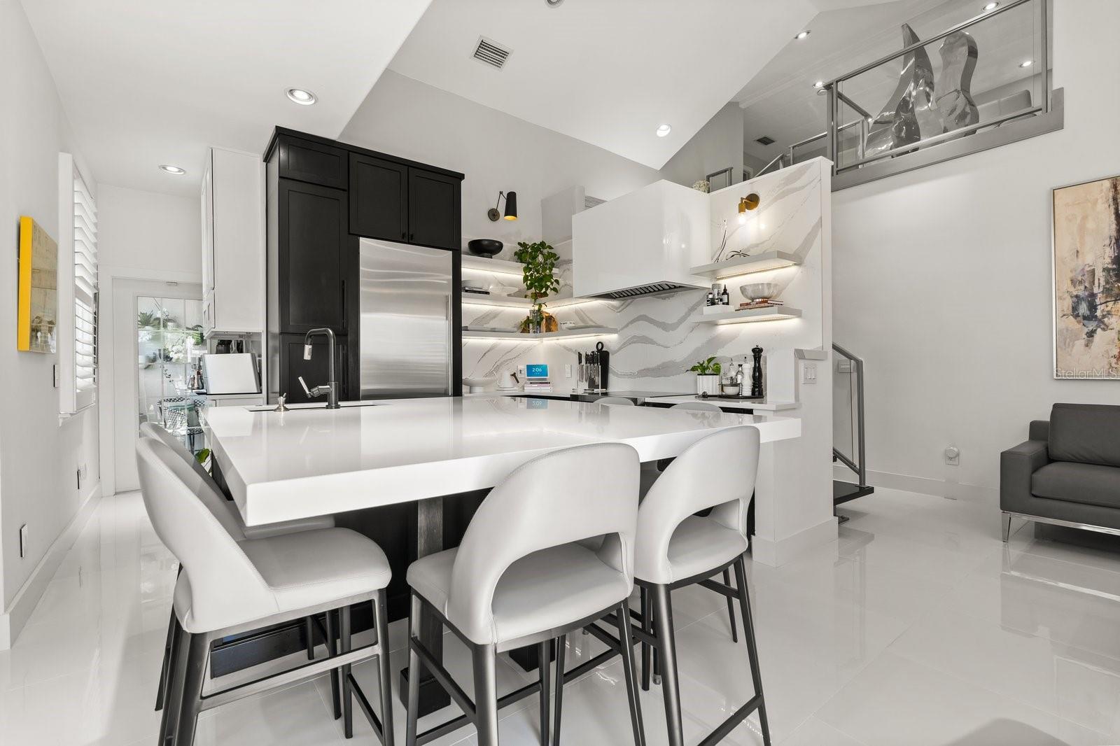 Image 8 of 41 For 13429 Fountainbleau Drive 13429