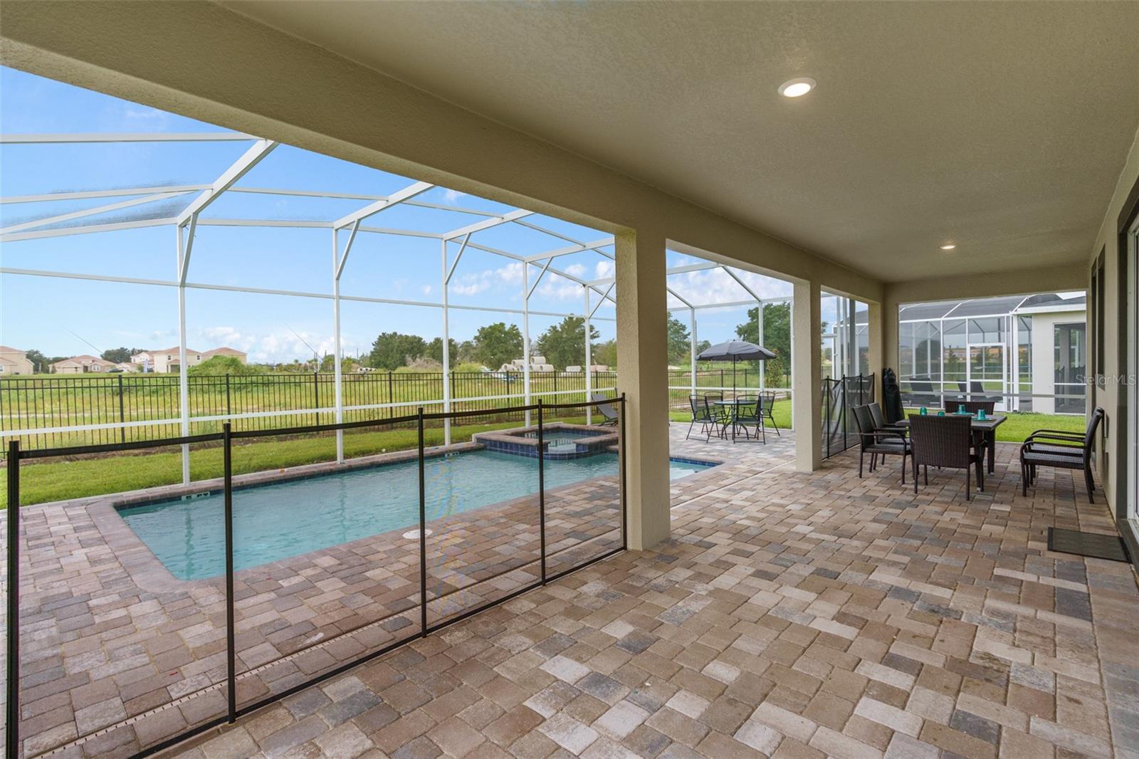 Image 37 of 47 For 905 Ocean Course Avenue
