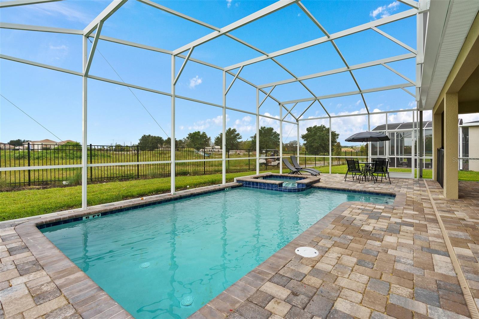 Image 39 of 47 For 905 Ocean Course Avenue