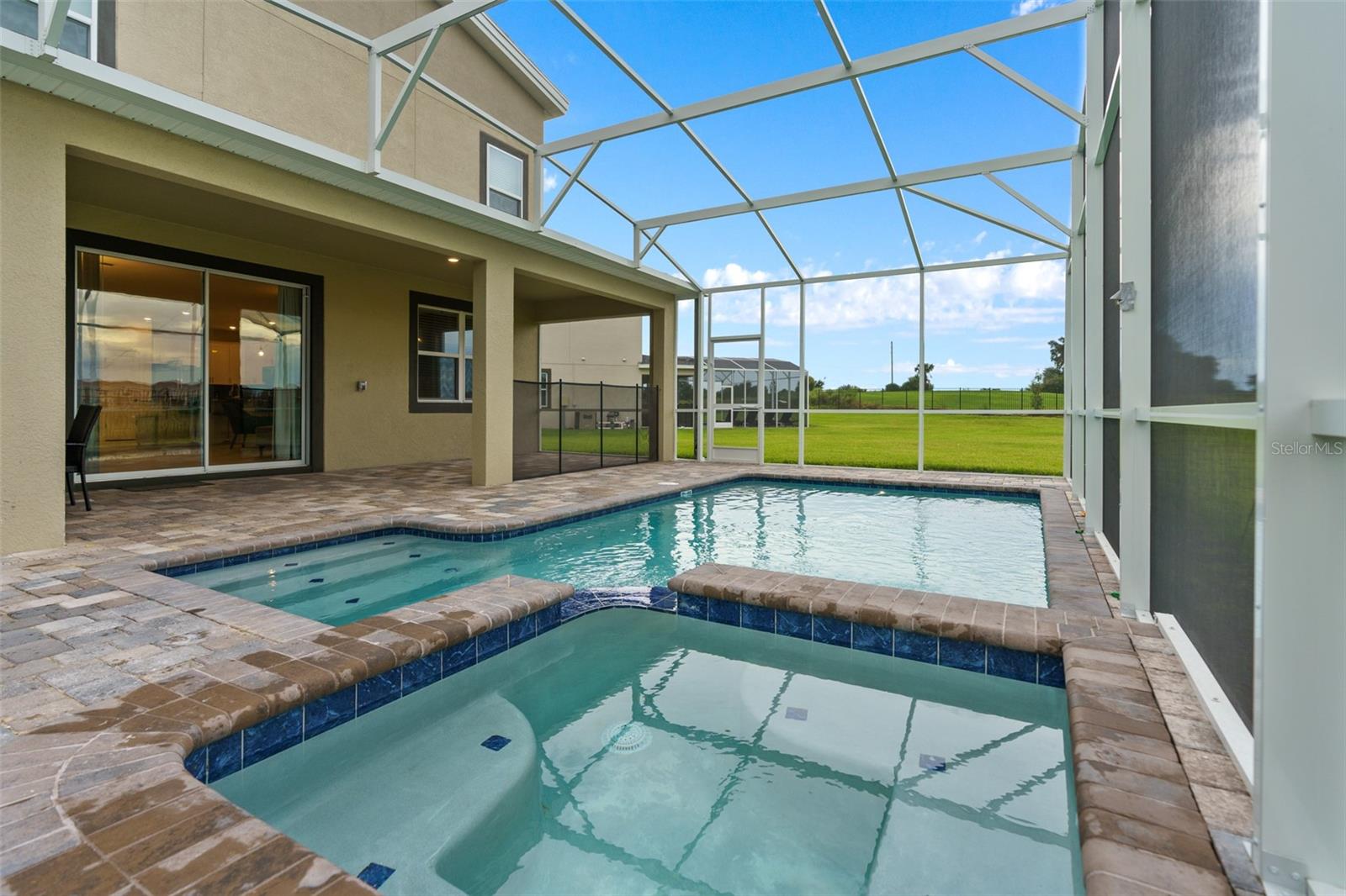 Image 40 of 47 For 905 Ocean Course Avenue
