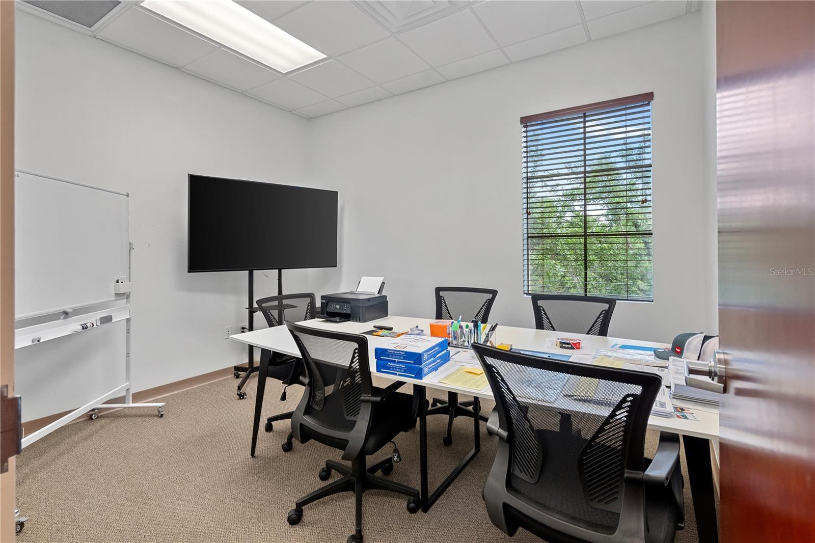 Image 3 of 10 For 7065 Westpointe Boulevard 301
