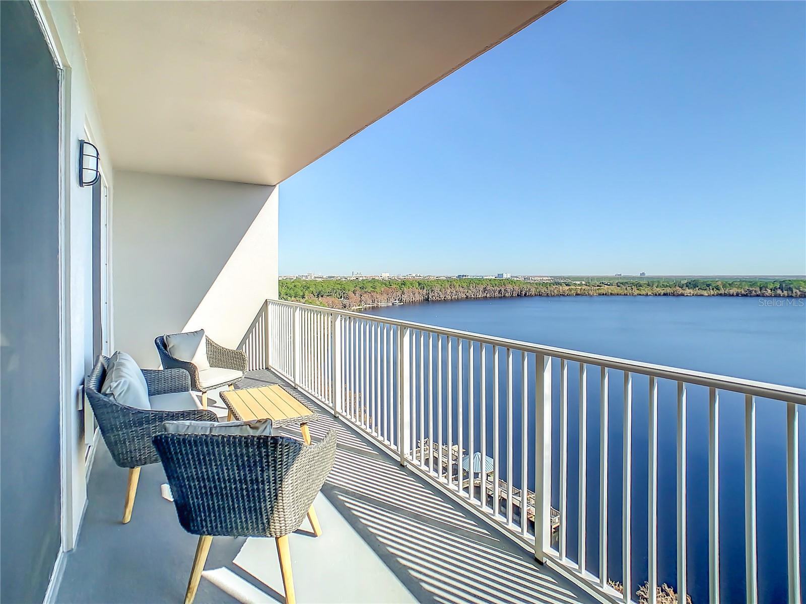 Image 21 of 34 For 13427 Blue Heron Beach Drive 1205