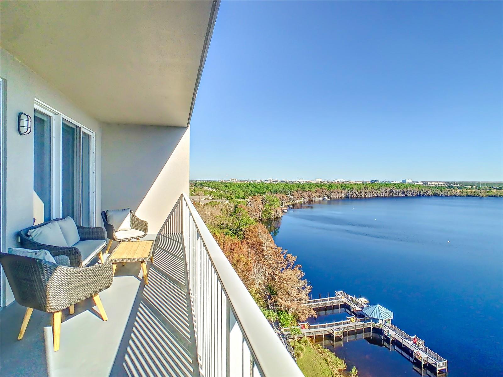Image 22 of 34 For 13427 Blue Heron Beach Drive 1205