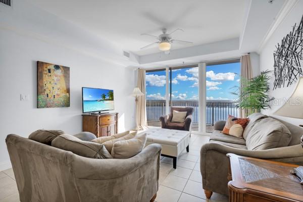 Image 9 of 34 For 13427 Blue Heron Beach Drive 1205