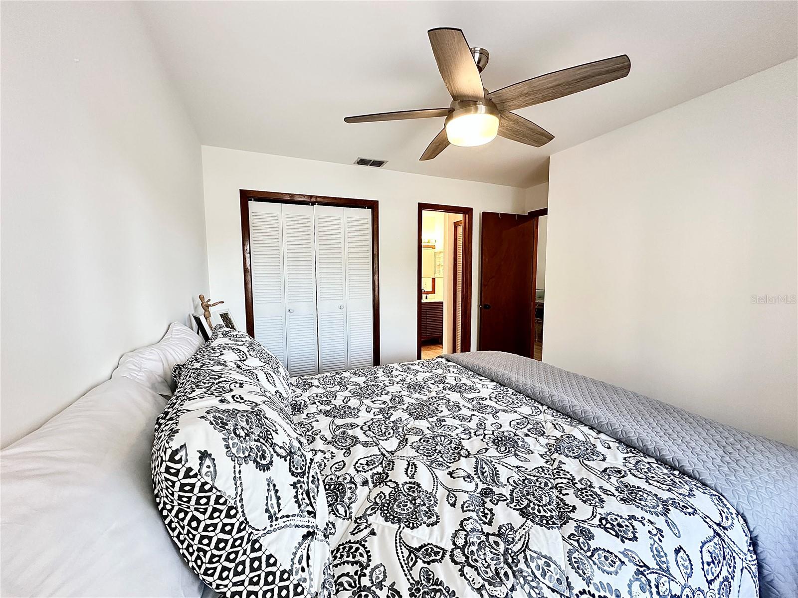 Image 12 of 41 For 3204 Netherwood