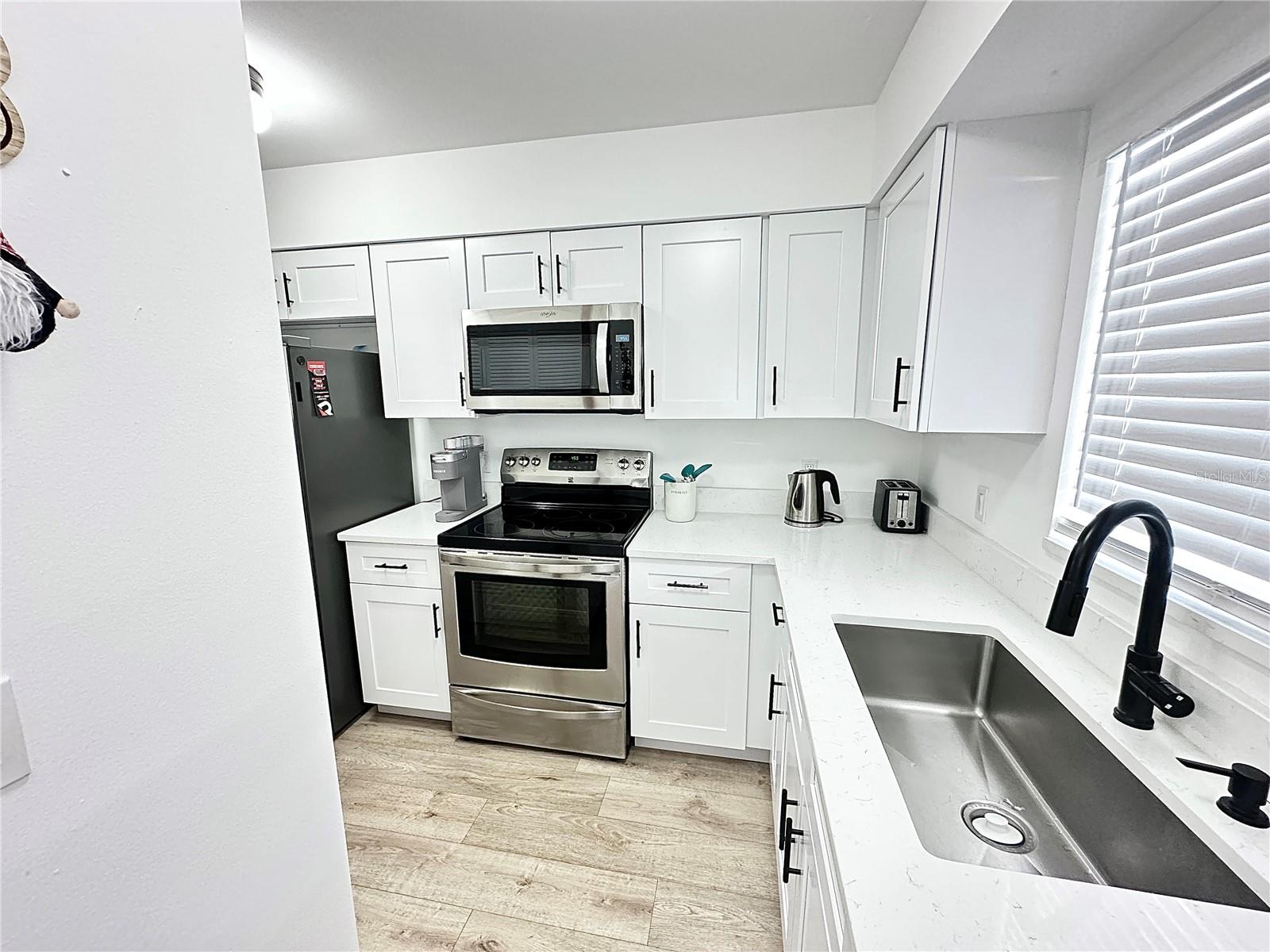 Image 5 of 41 For 3204 Netherwood