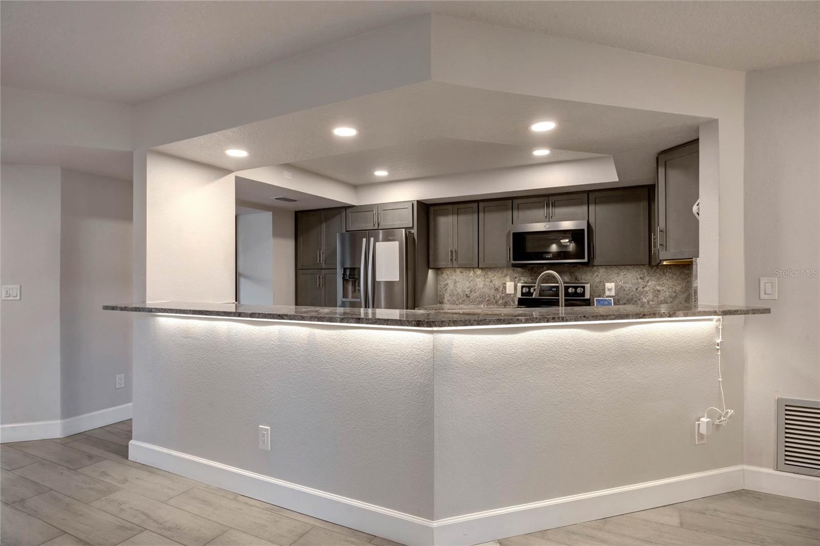 Image 17 of 72 For 1270 Saint Tropez Circle Ge