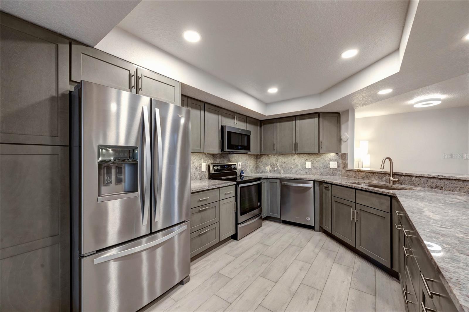 Image 20 of 72 For 1270 Saint Tropez Circle Ge