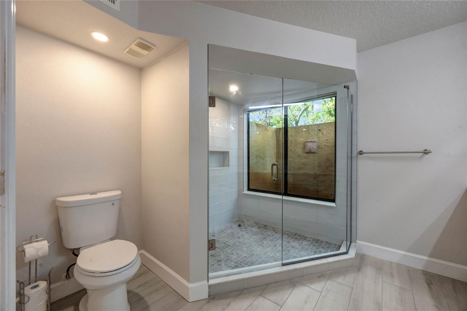 Image 36 of 72 For 1270 Saint Tropez Circle Ge