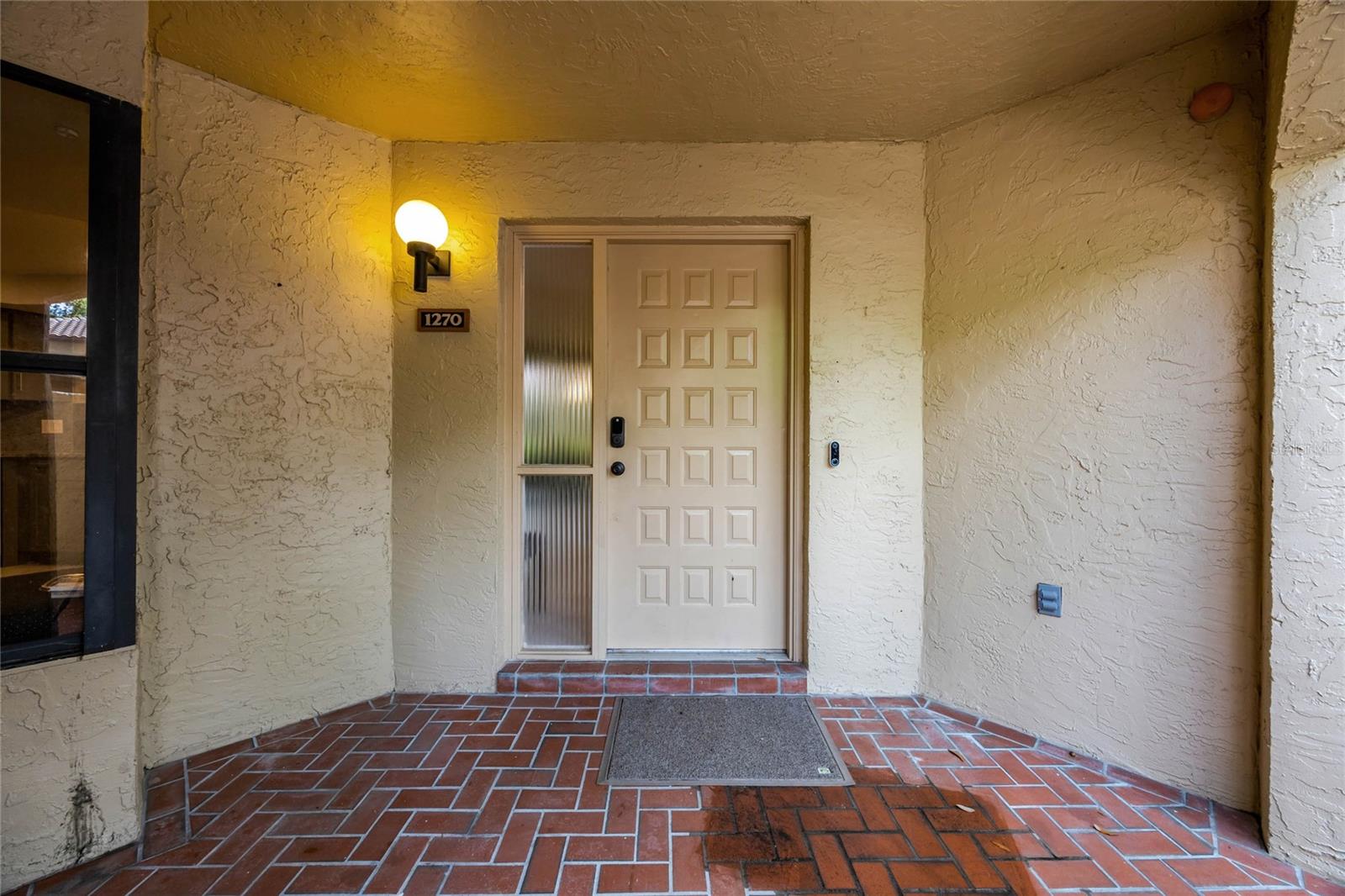 Image 5 of 72 For 1270 Saint Tropez Circle Ge