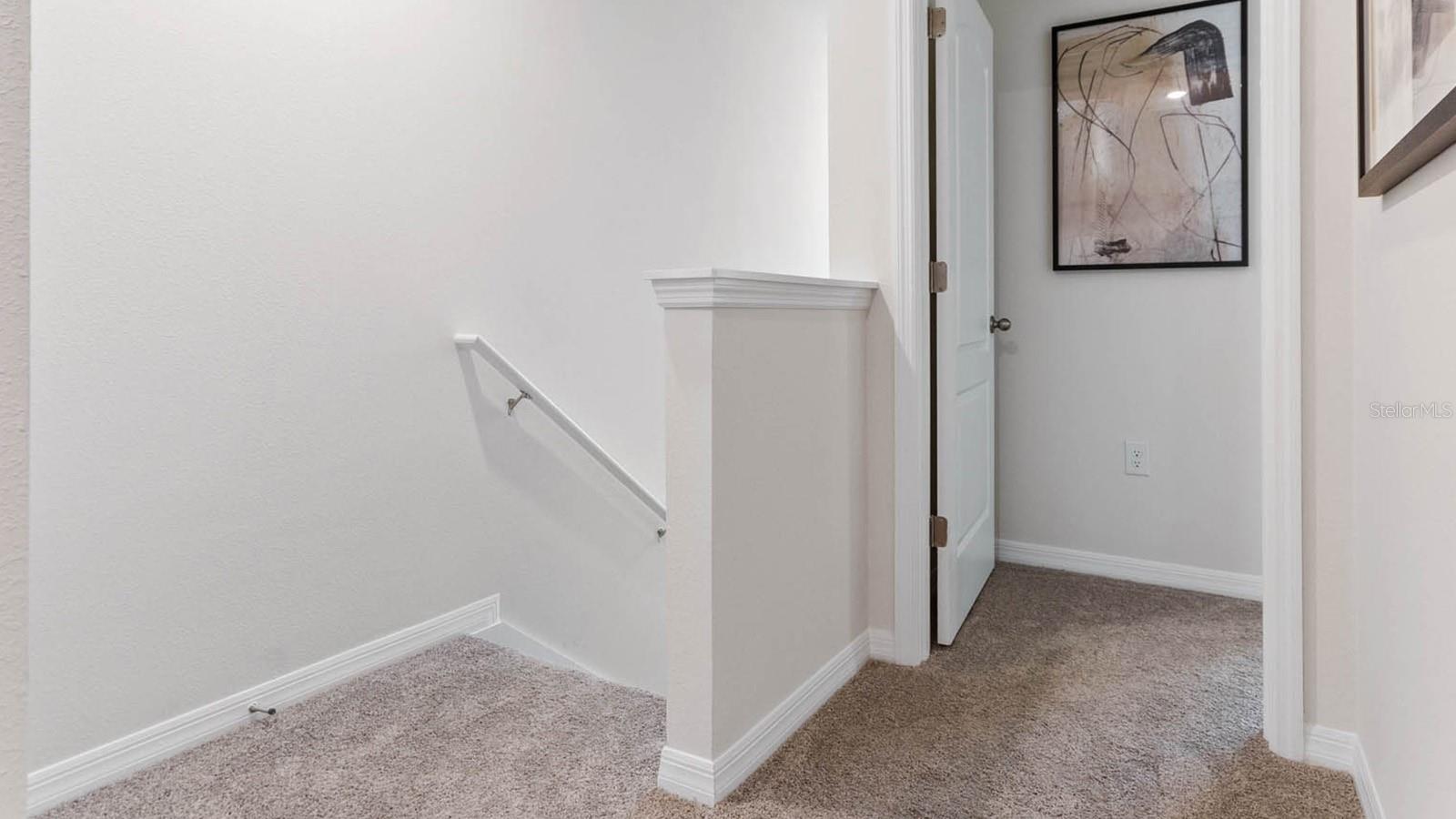 Image 19 of 30 For 2915 Canary Avenue