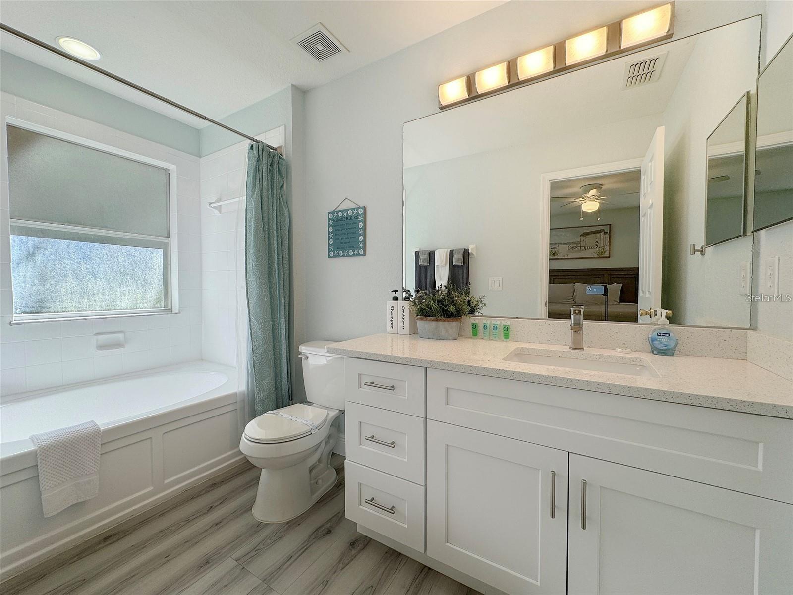 Image 18 of 29 For 130 Palermo Street